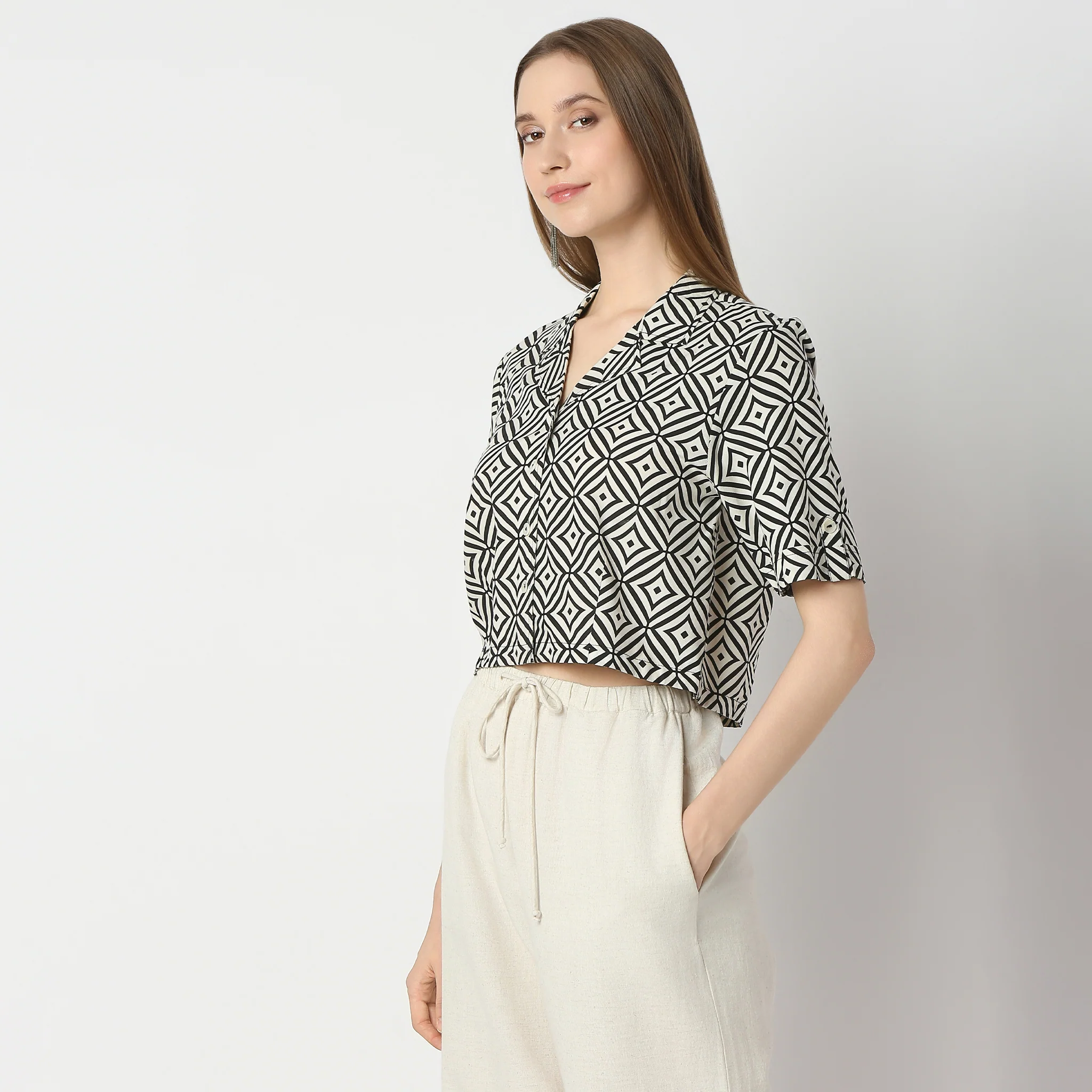 Printed Camp Collar Short Sleeve Crop Top - Image 5