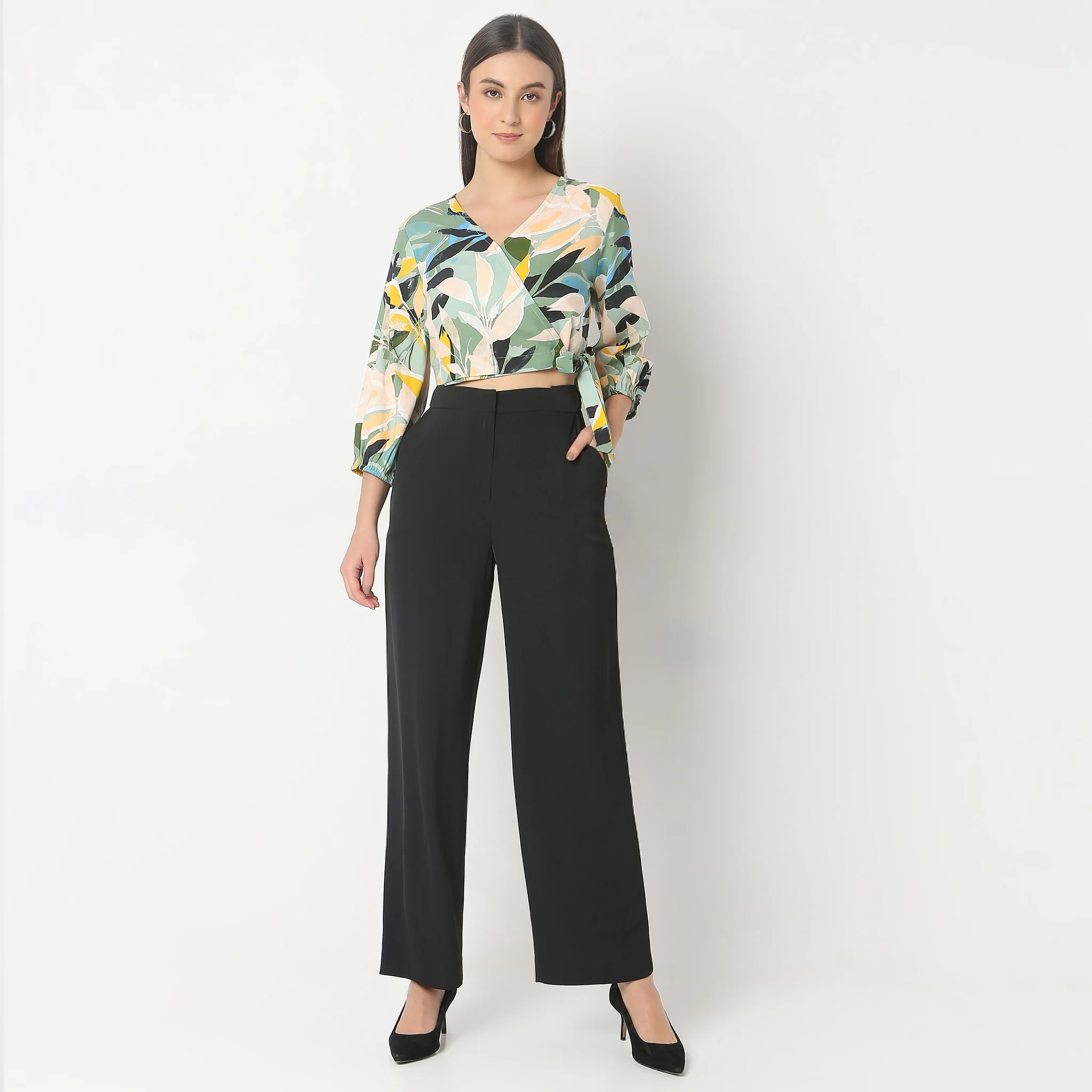 Regular Fit Printed Crop Top - Image 5