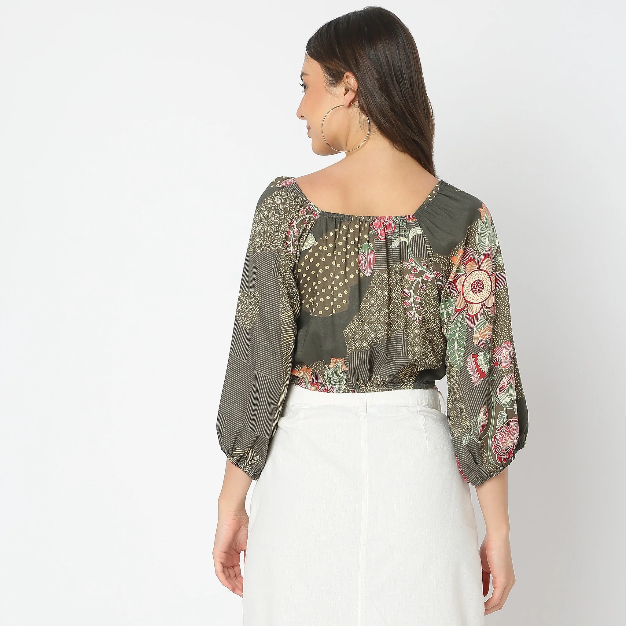 Regular Fit Printed Crop Top - Image 3