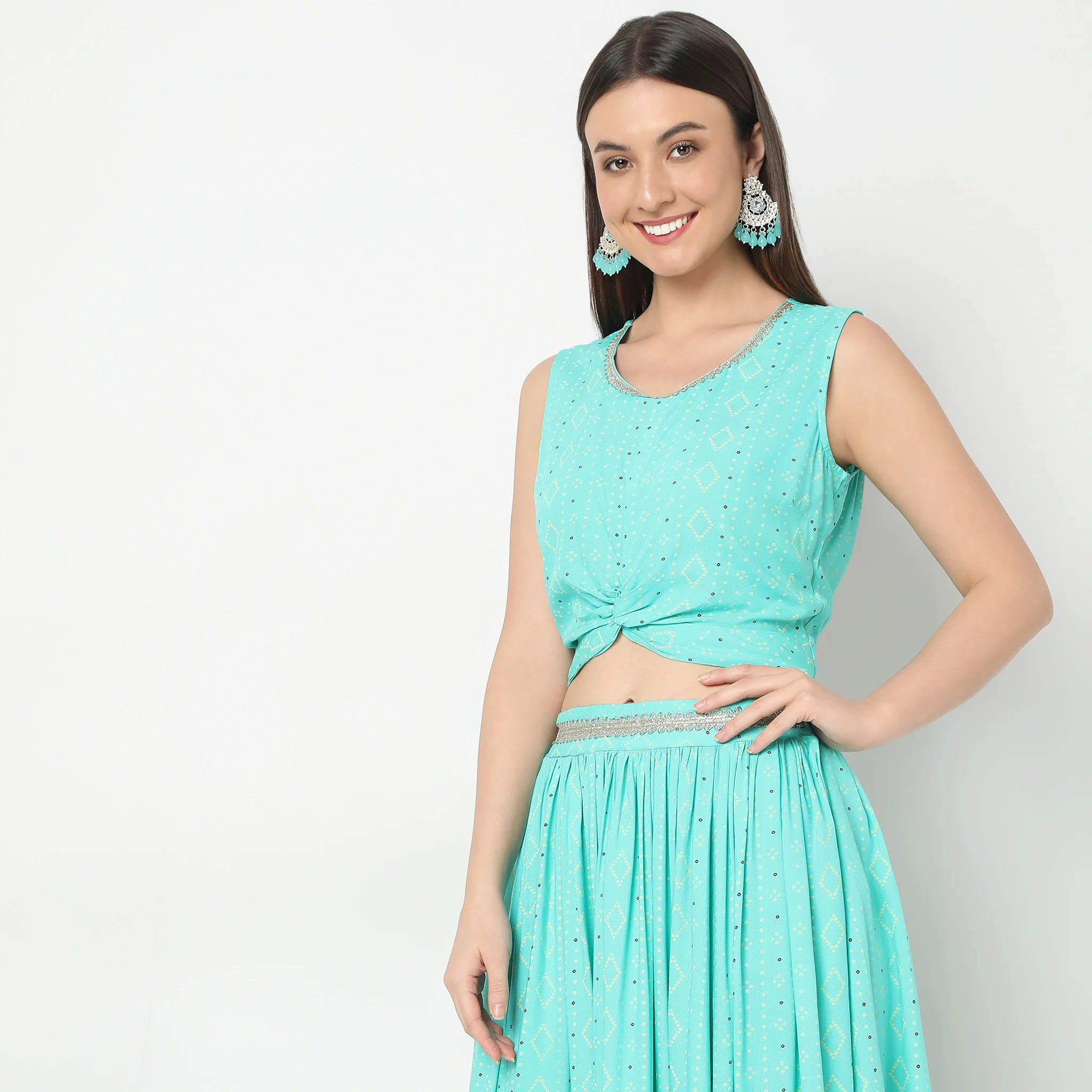 Regular Fit Printed Crop Top - Image 5