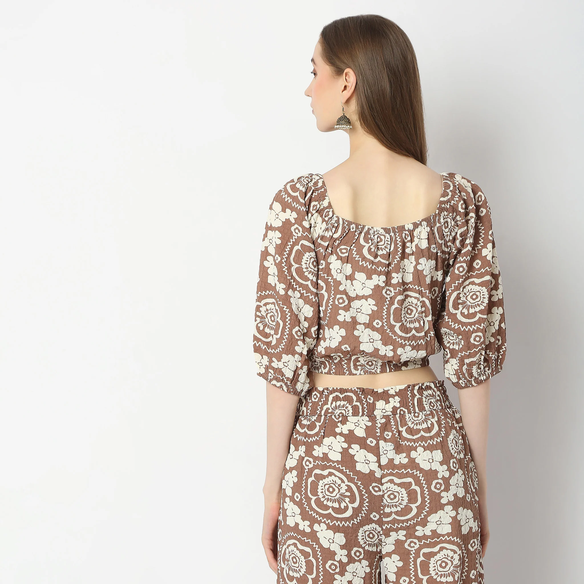 Regular Fit Printed Crop Top - Image 3