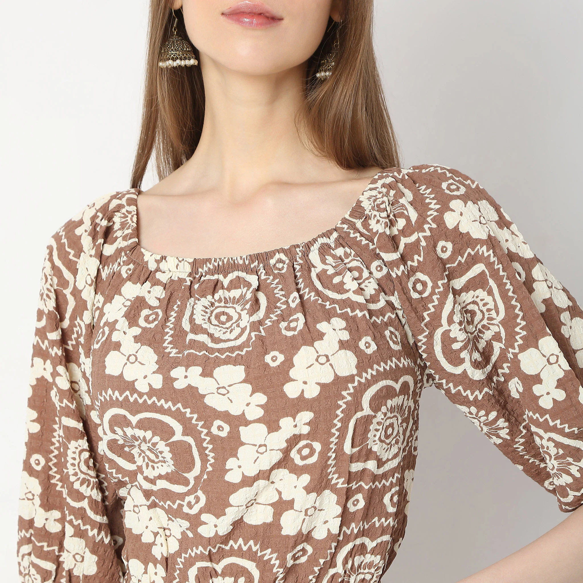 Regular Fit Printed Crop Top - Image 4