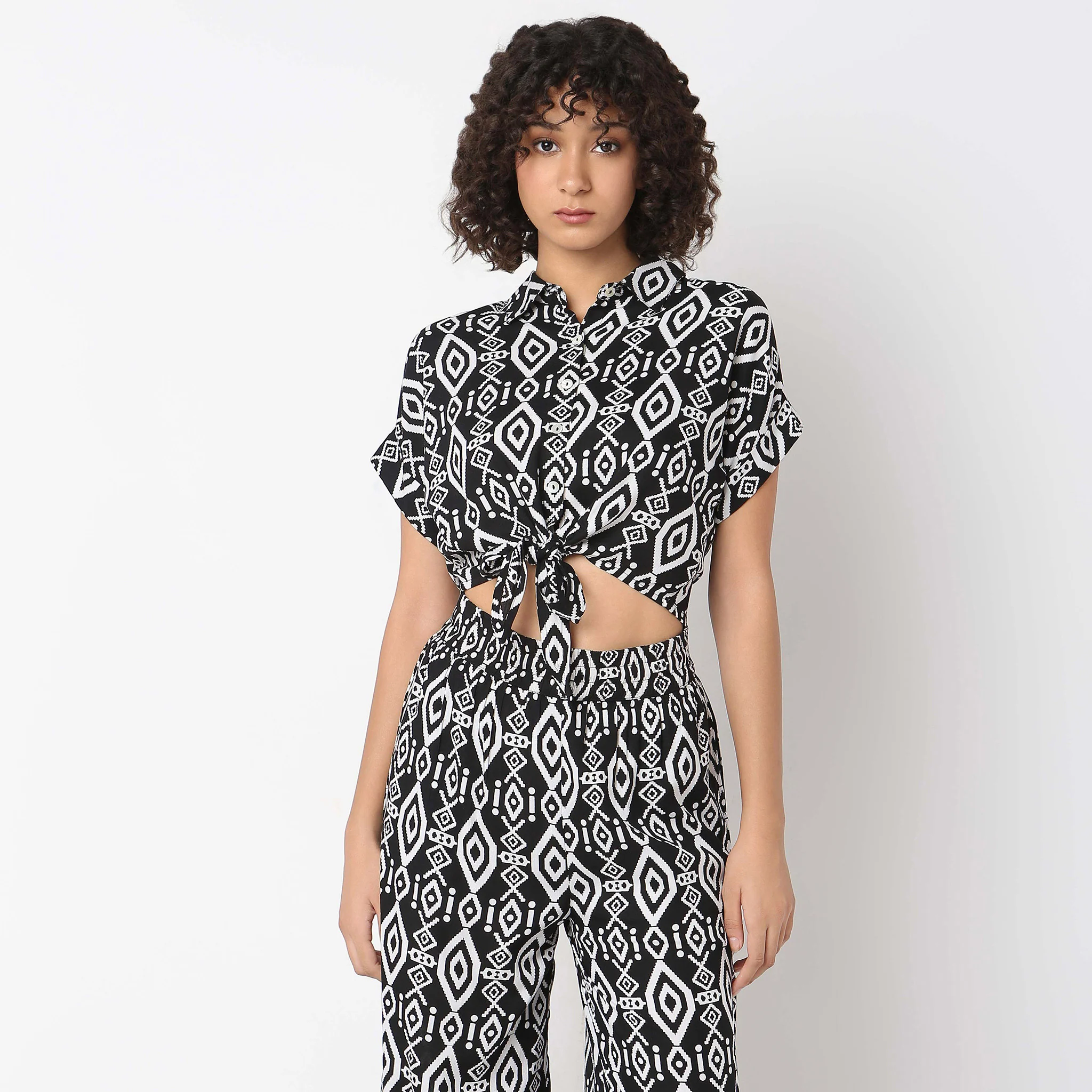 Regular Fit Printed Crop Top - Image 2