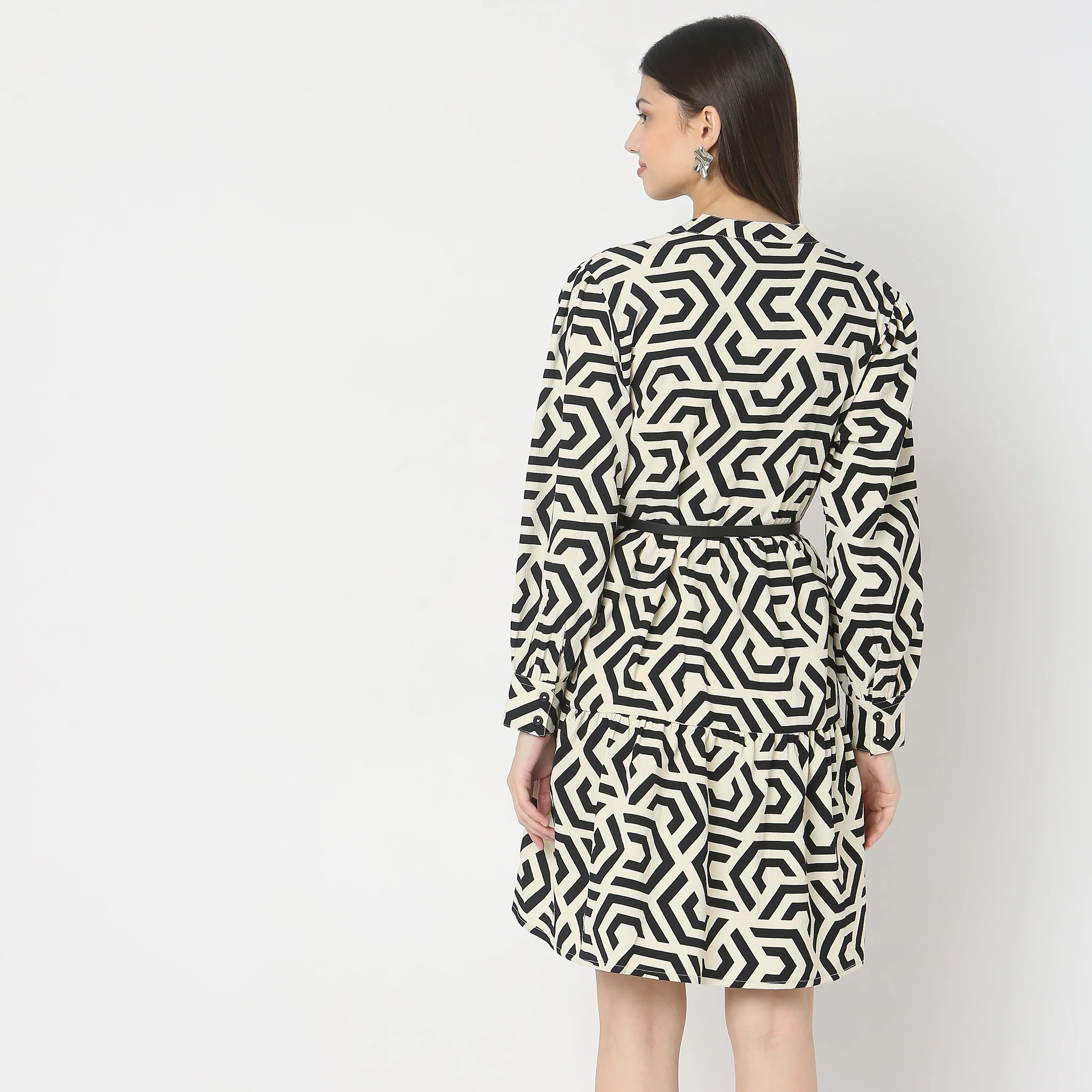 Regular Fit Printed Dress - Image 3