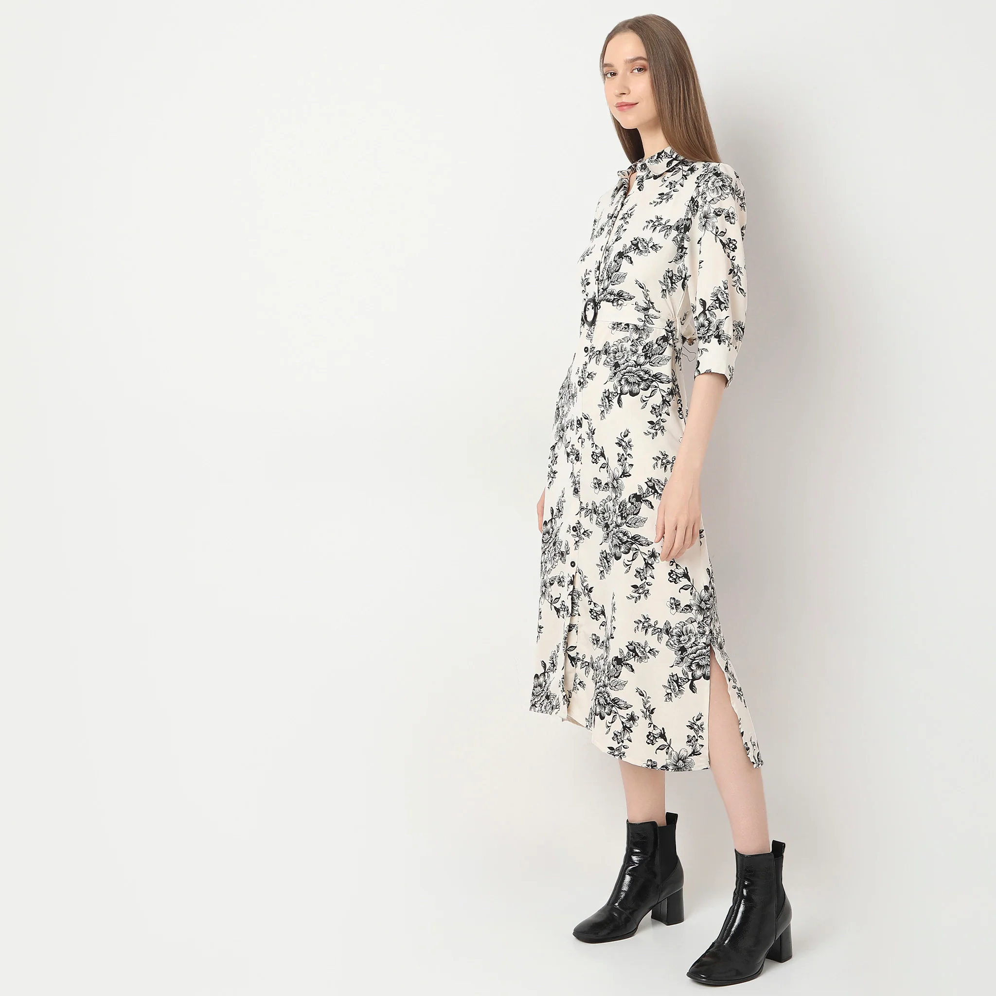 Regular Fit Printed Dress - Image 5