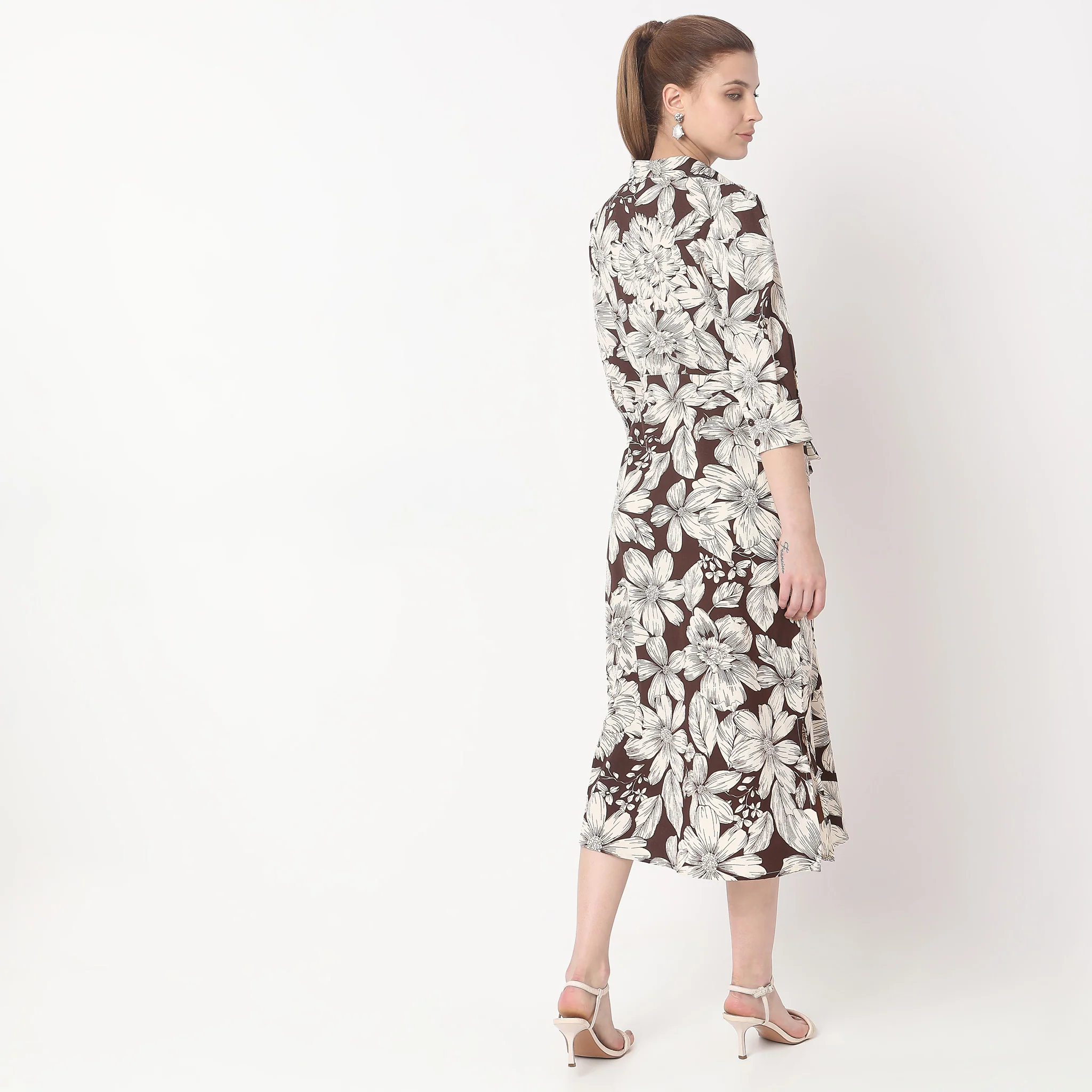 Regular Fit Printed Dress - Image 3