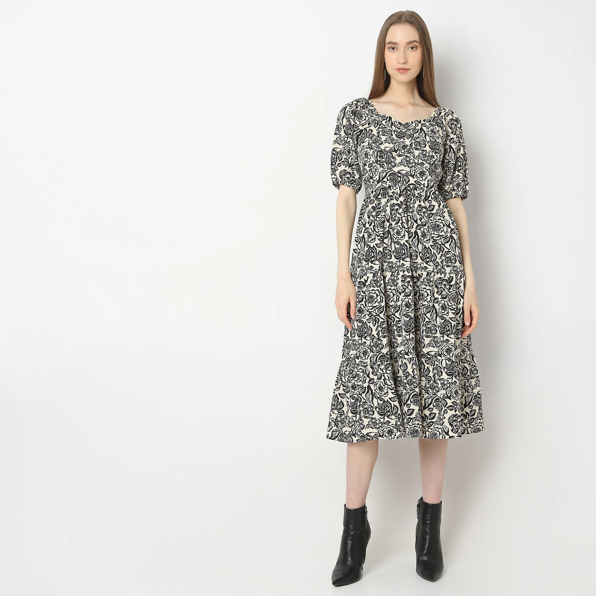 Regular Fit Printed Dress - Image 2