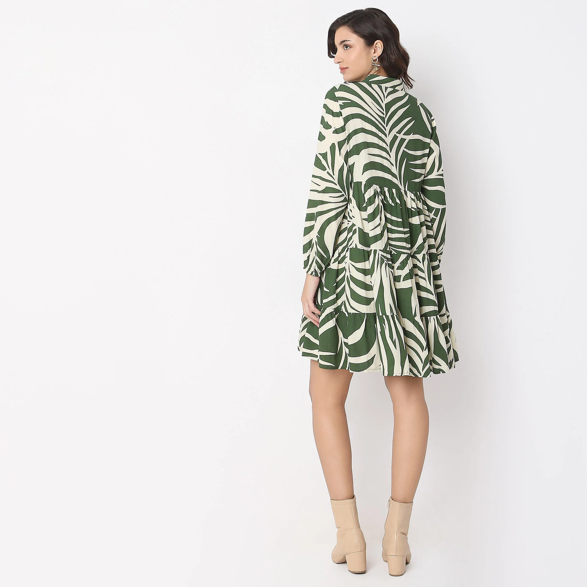 Regular Fit Printed Dress - Image 3