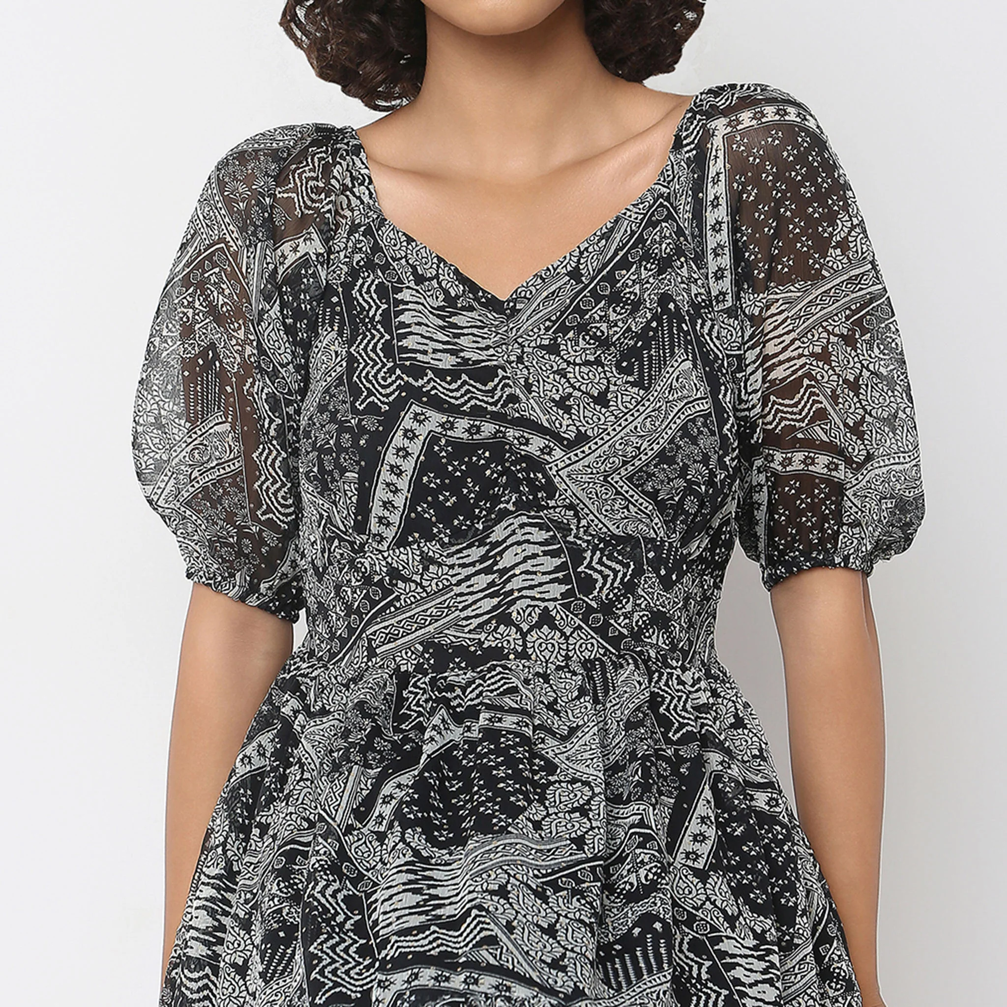 Regular Fit Printed Dress - Image 4