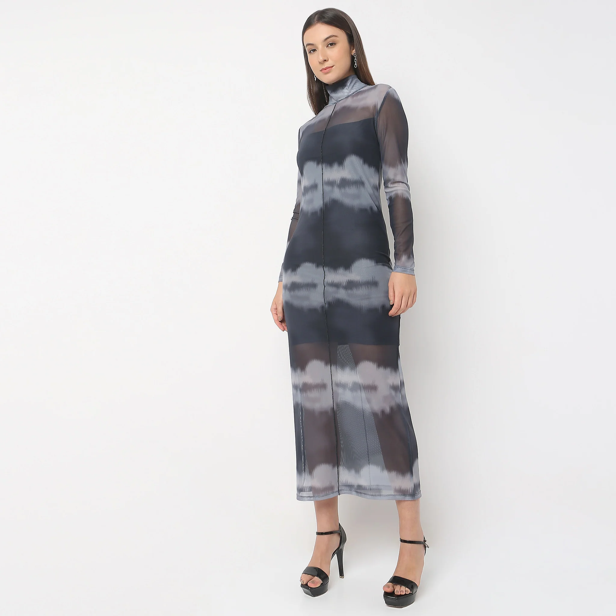 Regular Fit Printed Dress - Image 5
