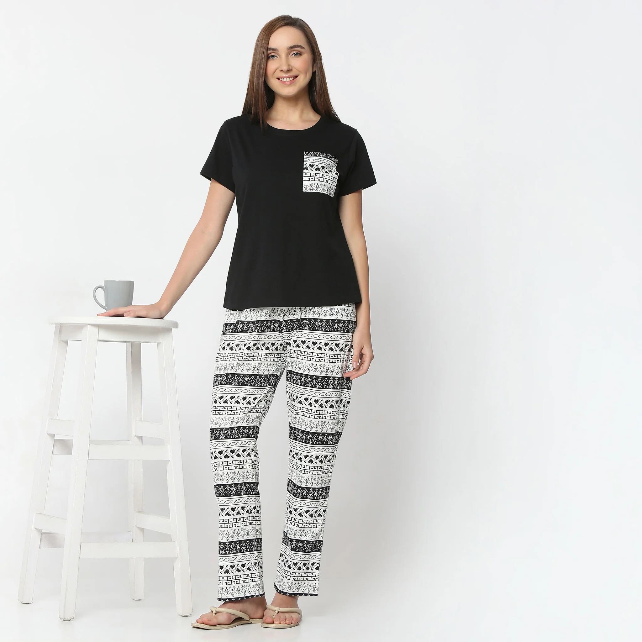 Printed Full Length Mid Rise Lounge Pyjamas