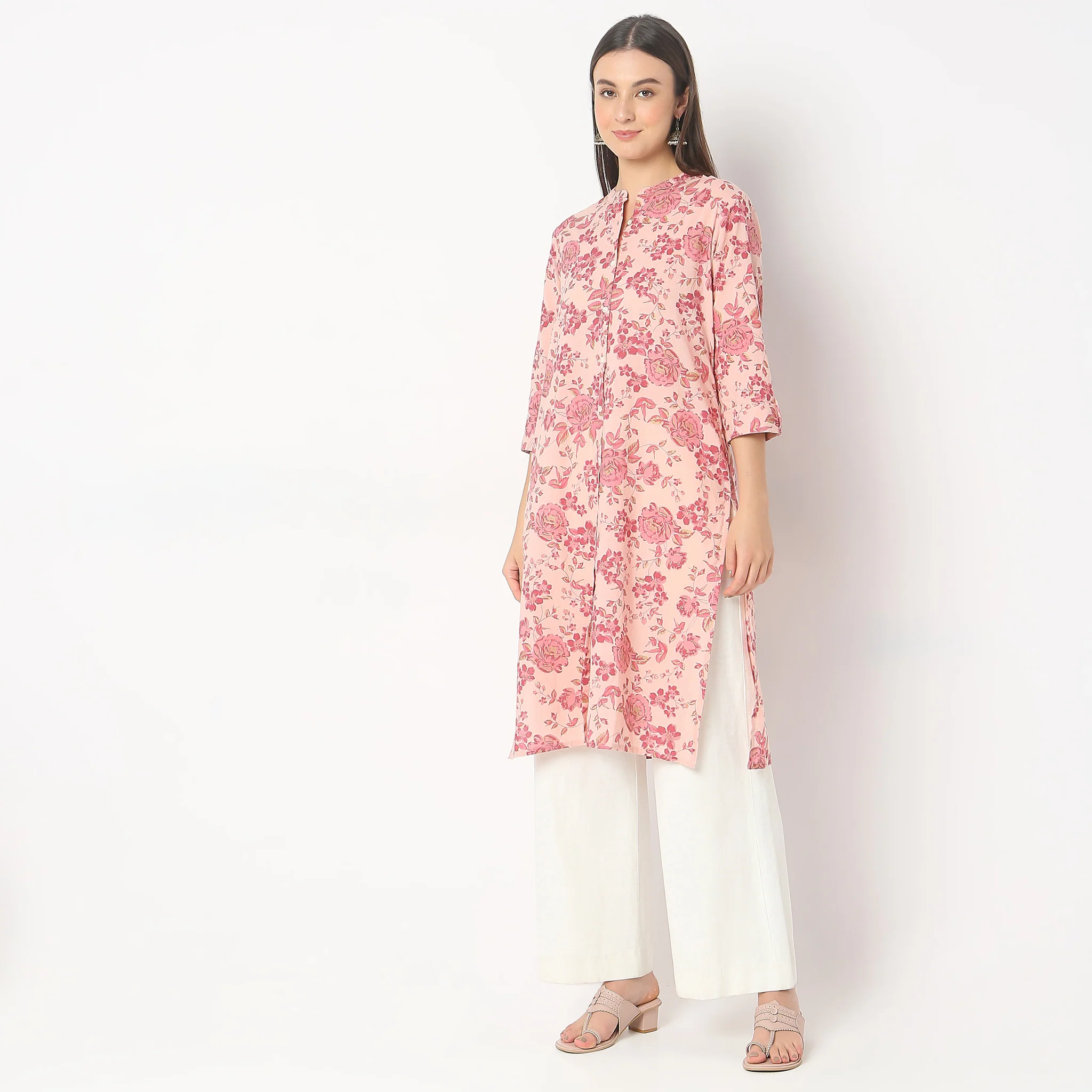 Regular Fit Printed Kurta - Image 5