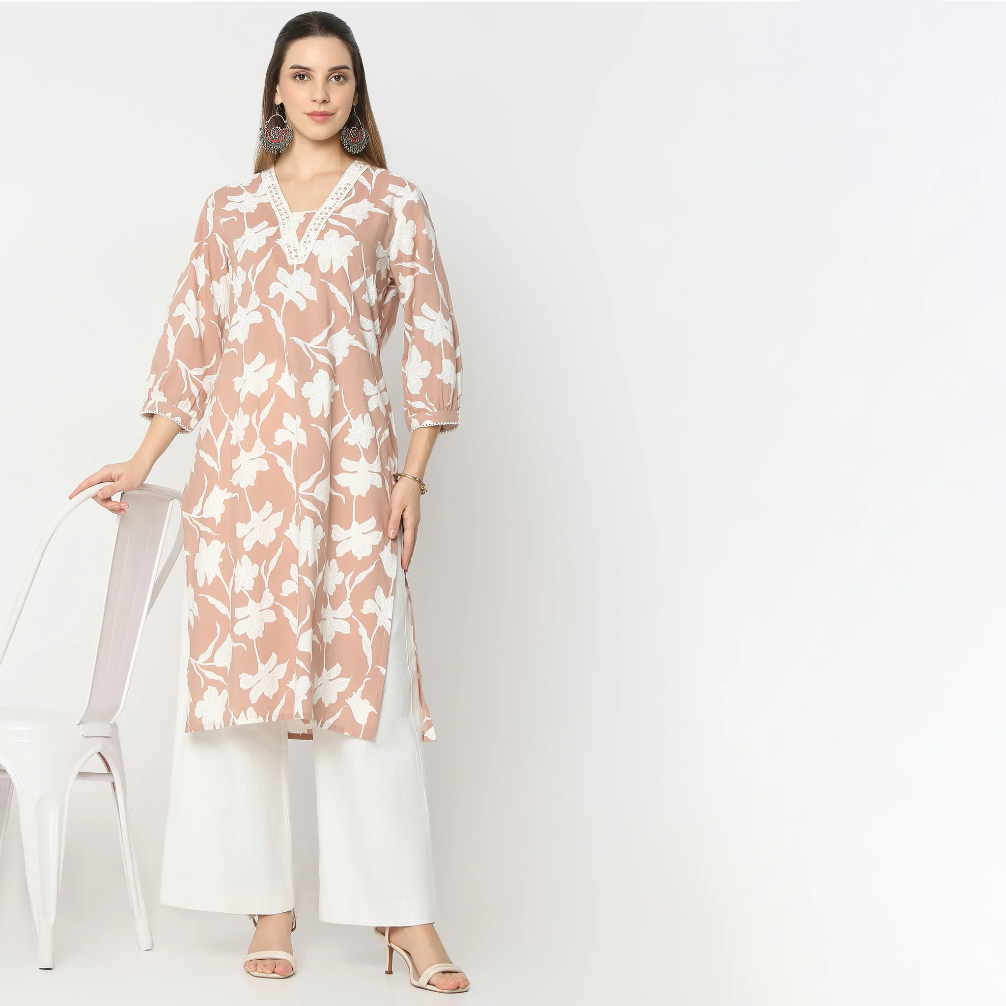 Regular Fit Printed Below Knee Kurta - Image 6