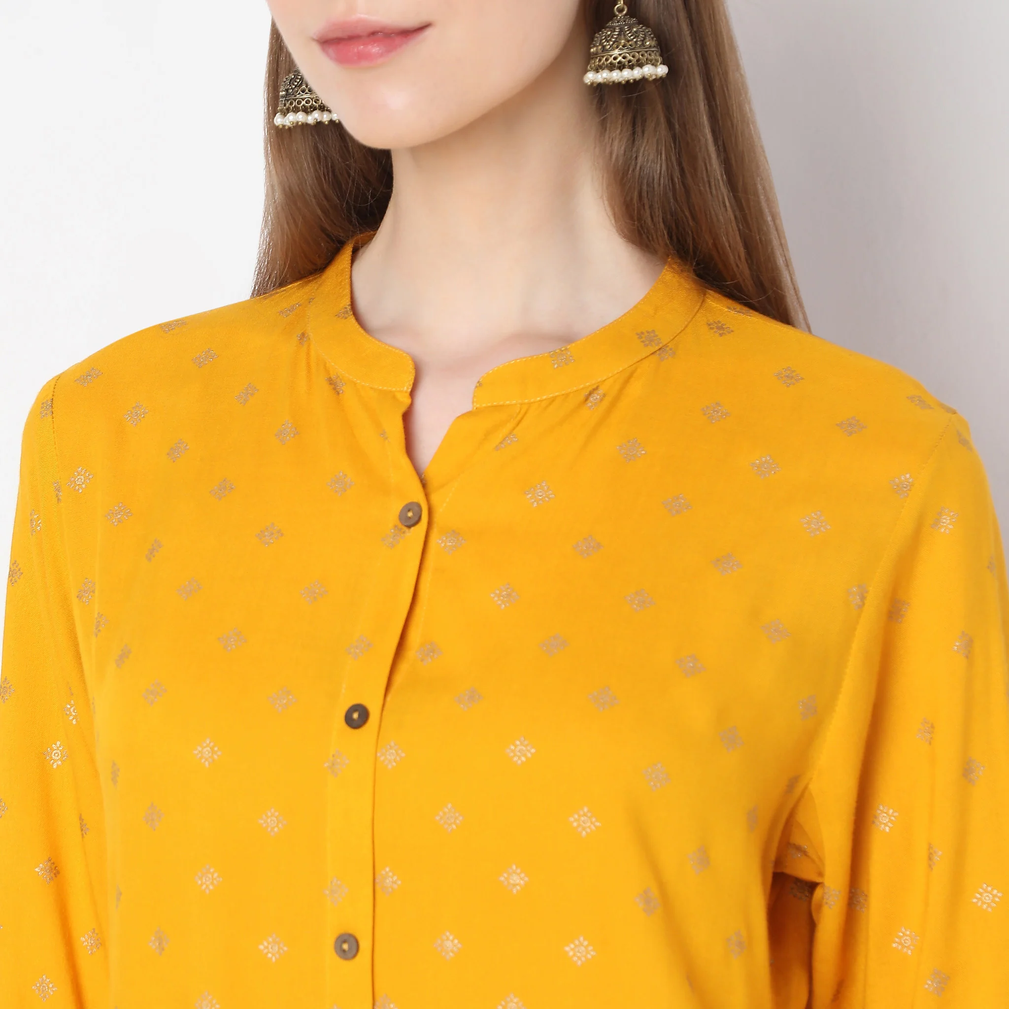 Regular Fit Printed Kurta - Image 4