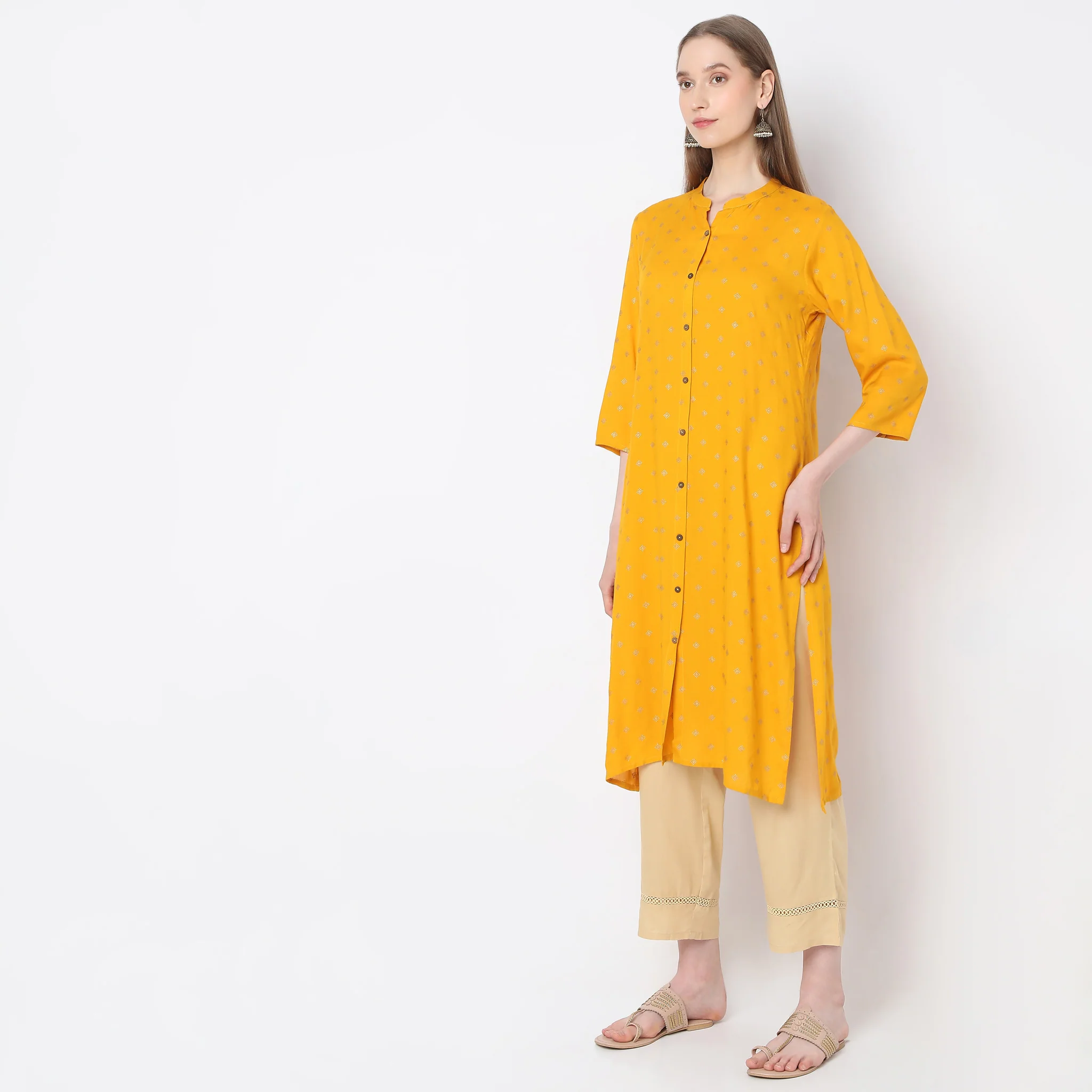 Regular Fit Printed Kurta - Image 5