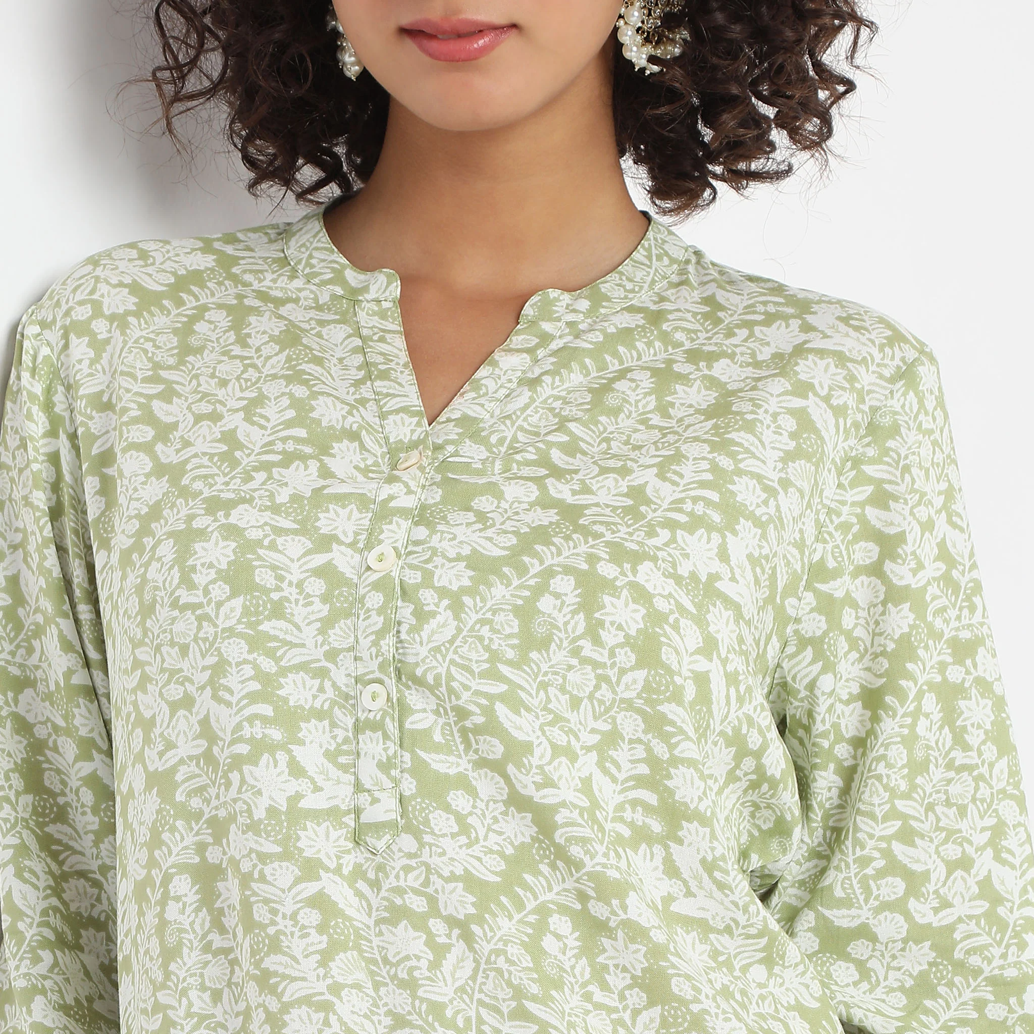 Regular Fit Printed Kurta - Image 4