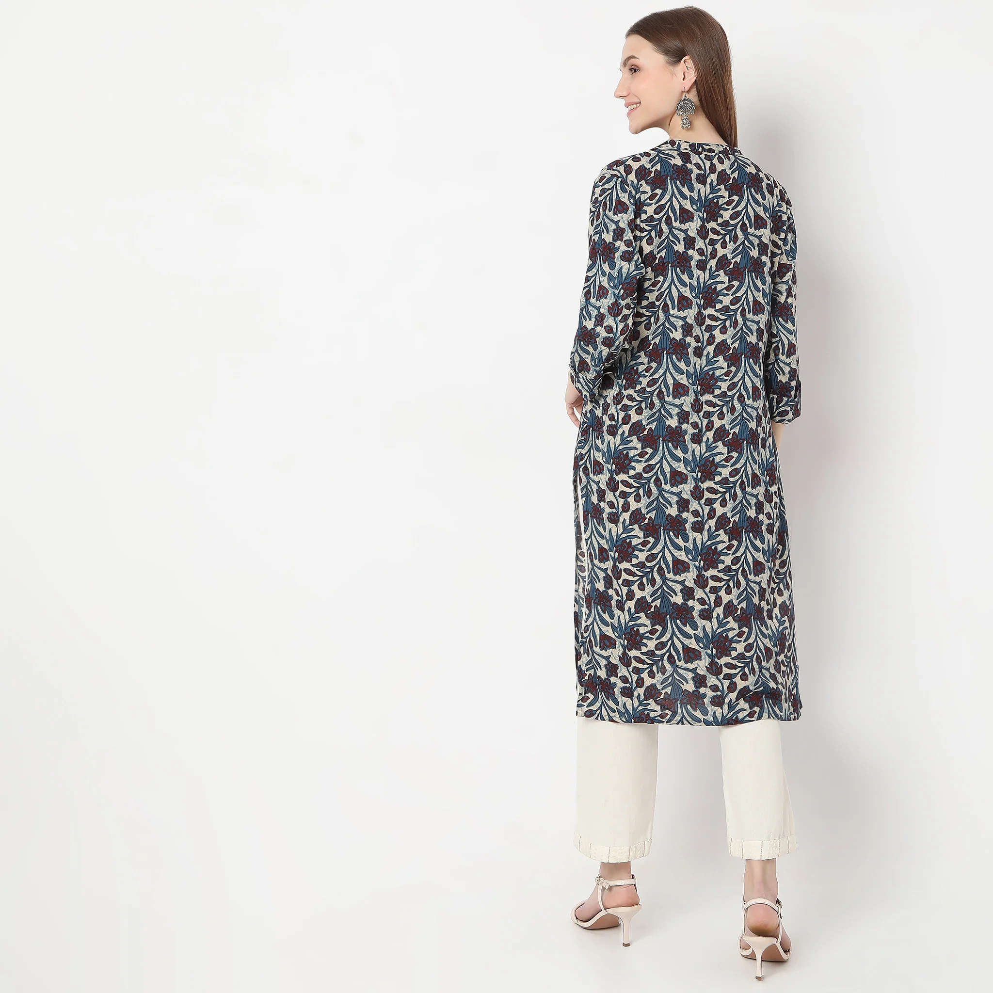 Printed Band Neck Kurta - Image 13