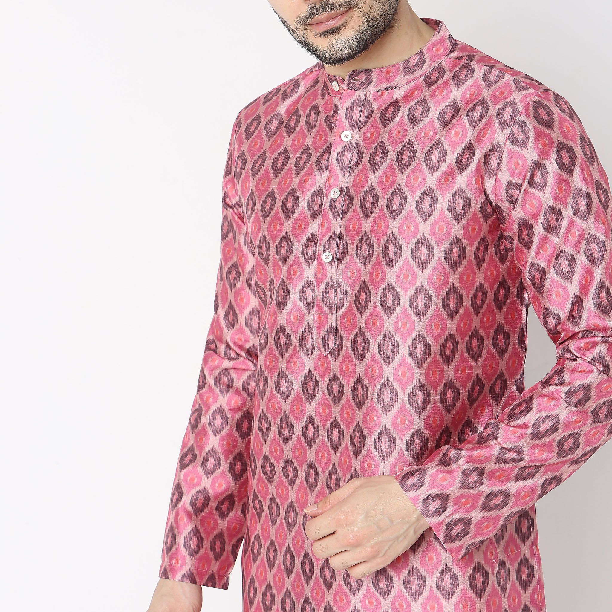 Regular Fit Printed Kurta - Image 4