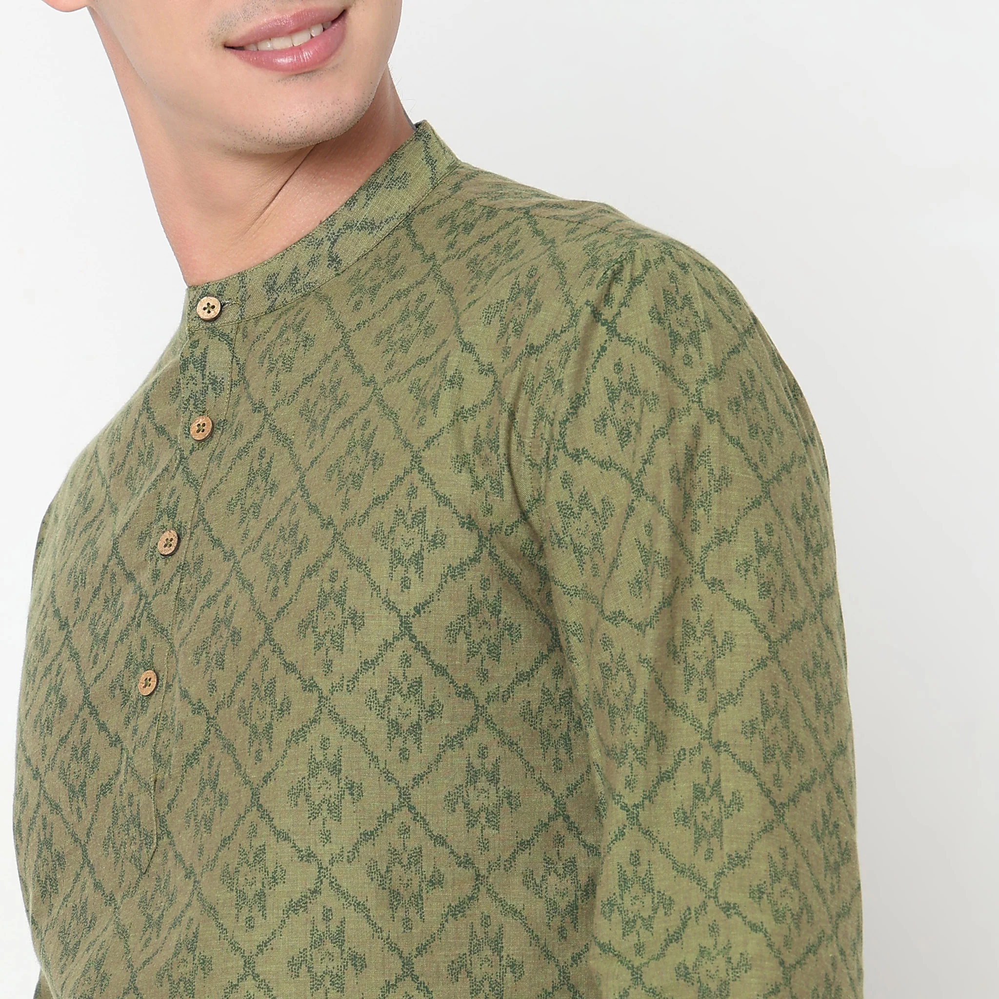 Regular Fit Printed Kurta - Image 4