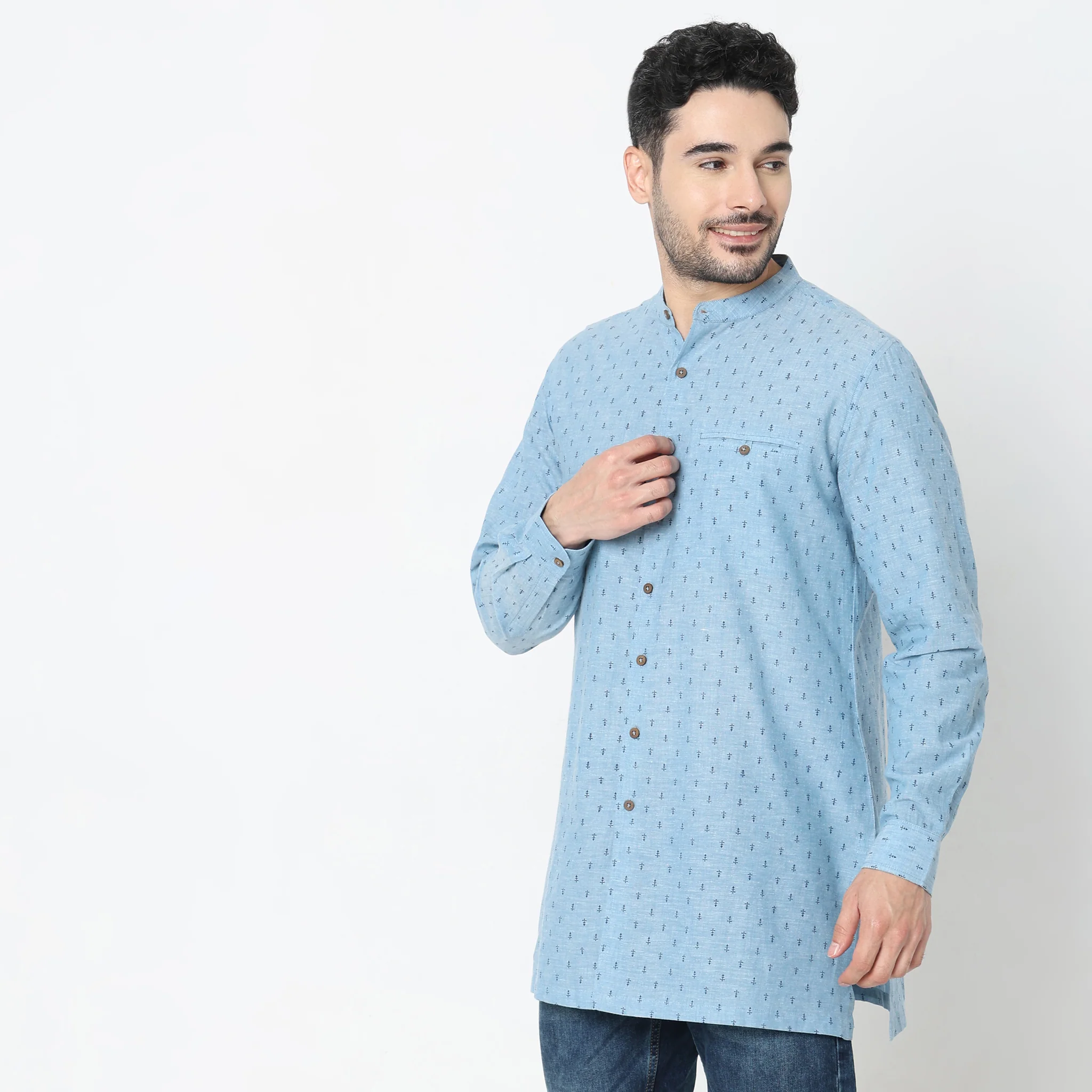 Regular Fit Printed Kurta - Image 5