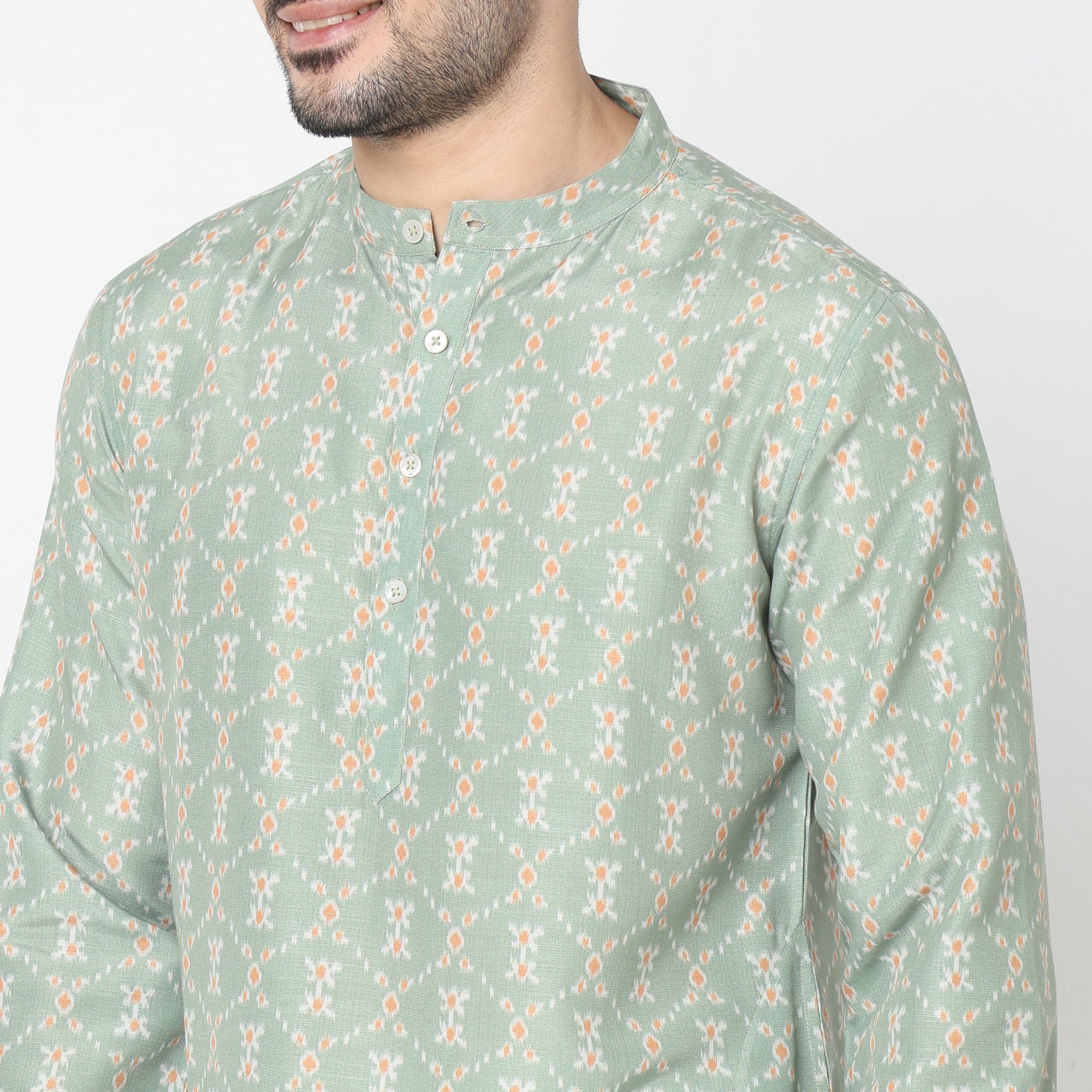 Regular Fit Printed Kurta - Image 4