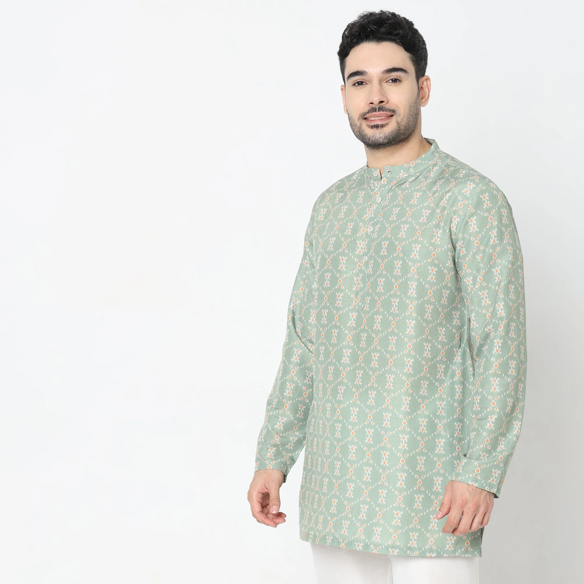 Regular Fit Printed Kurta - Image 5