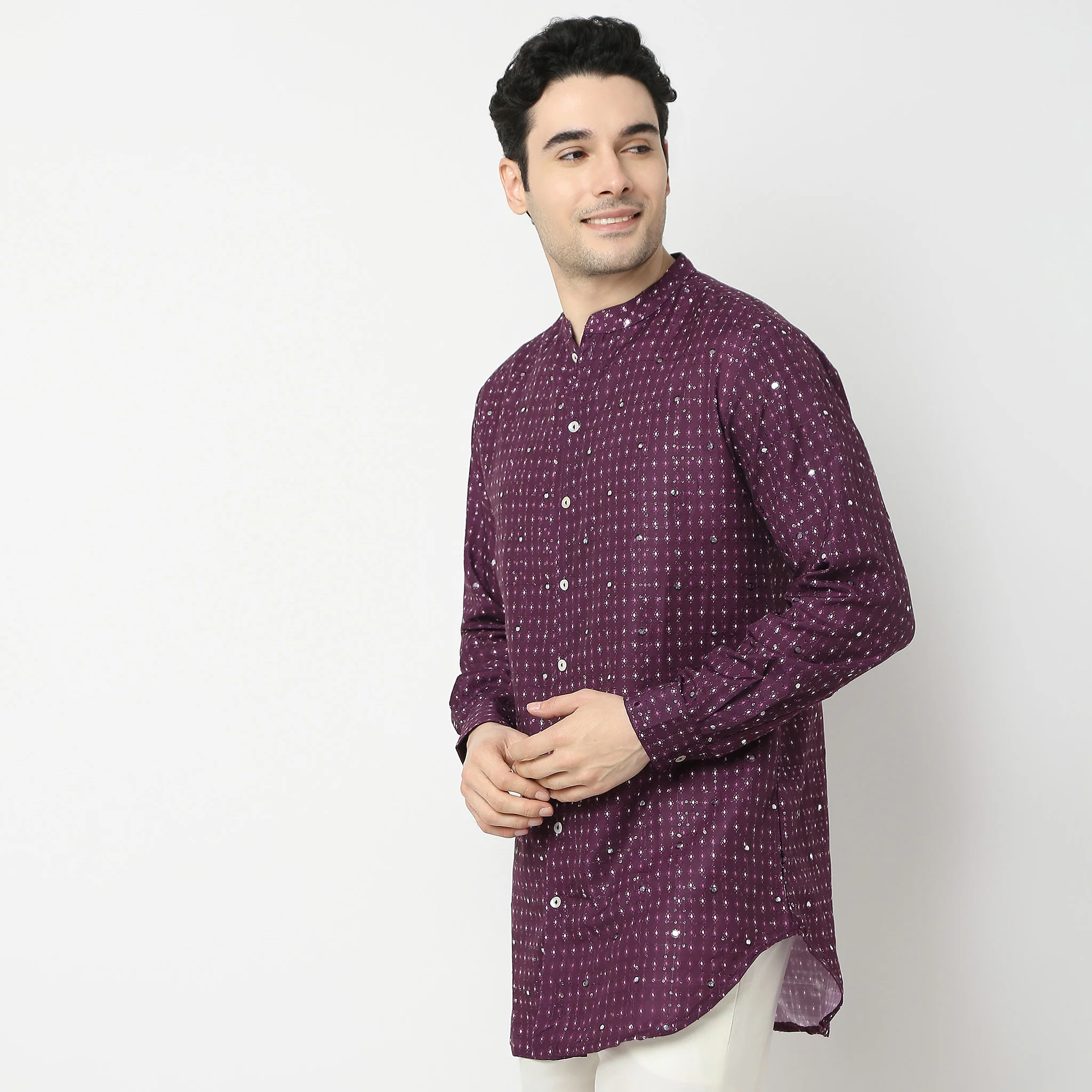 Regular Fit Printed Kurta - Image 5