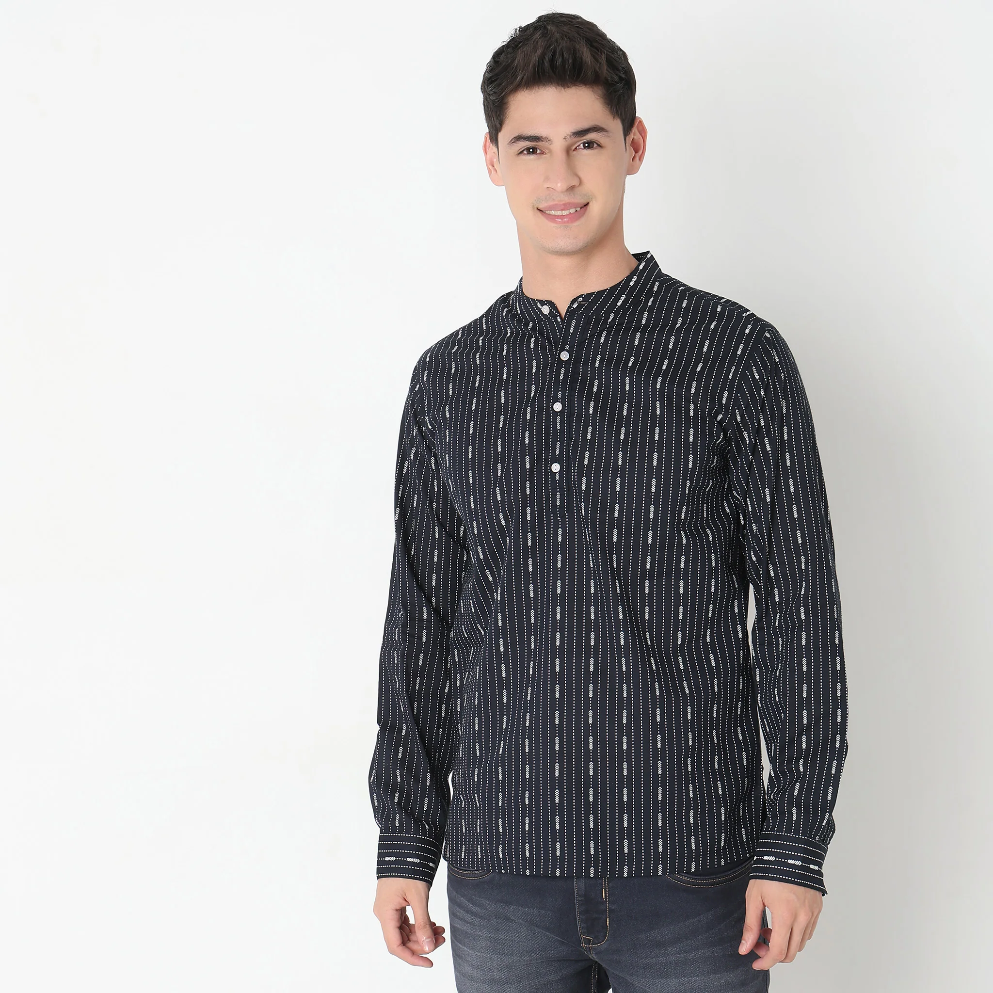 Regular Fit Printed Kurta - Image 2