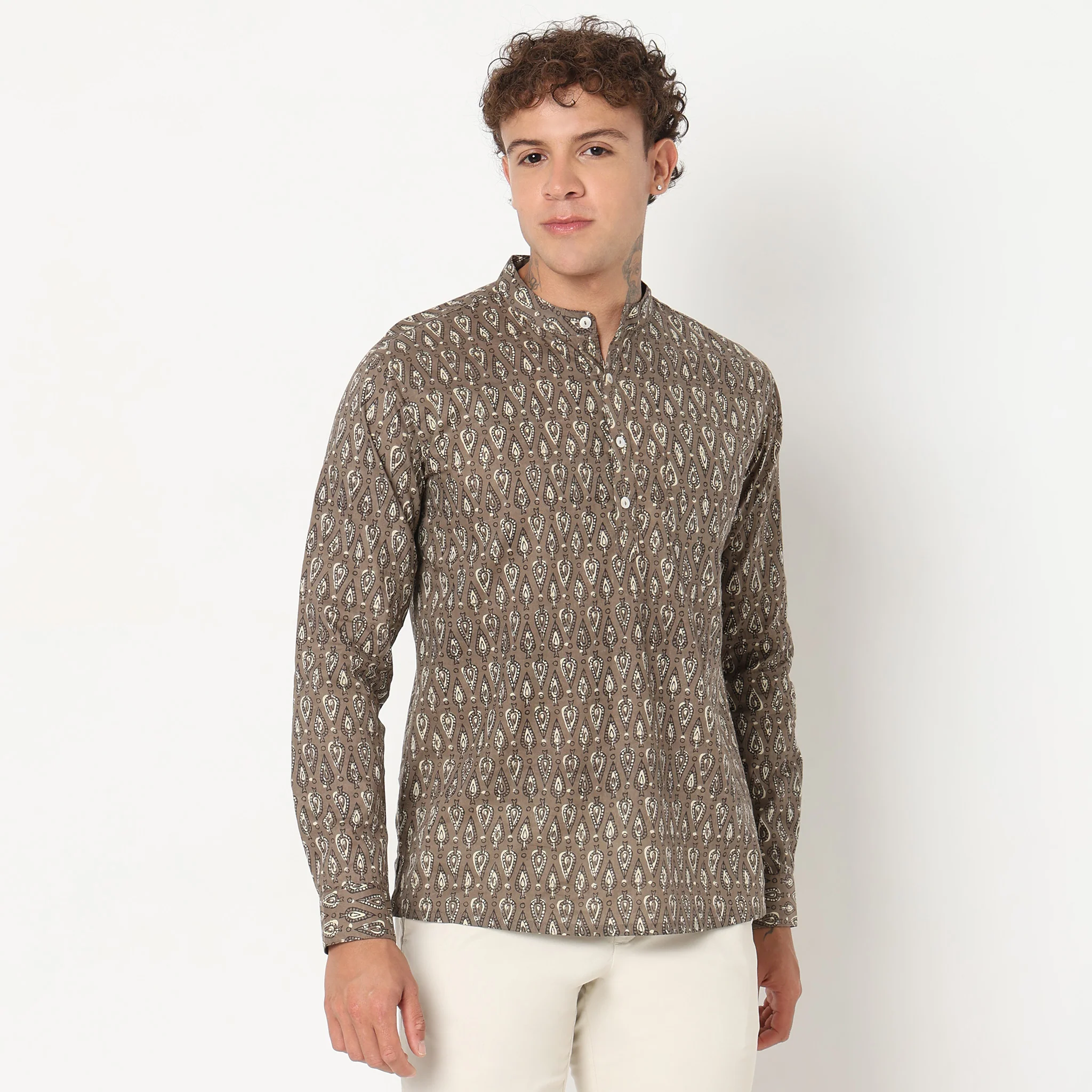 Regular Fit Printed Kurta - Image 2