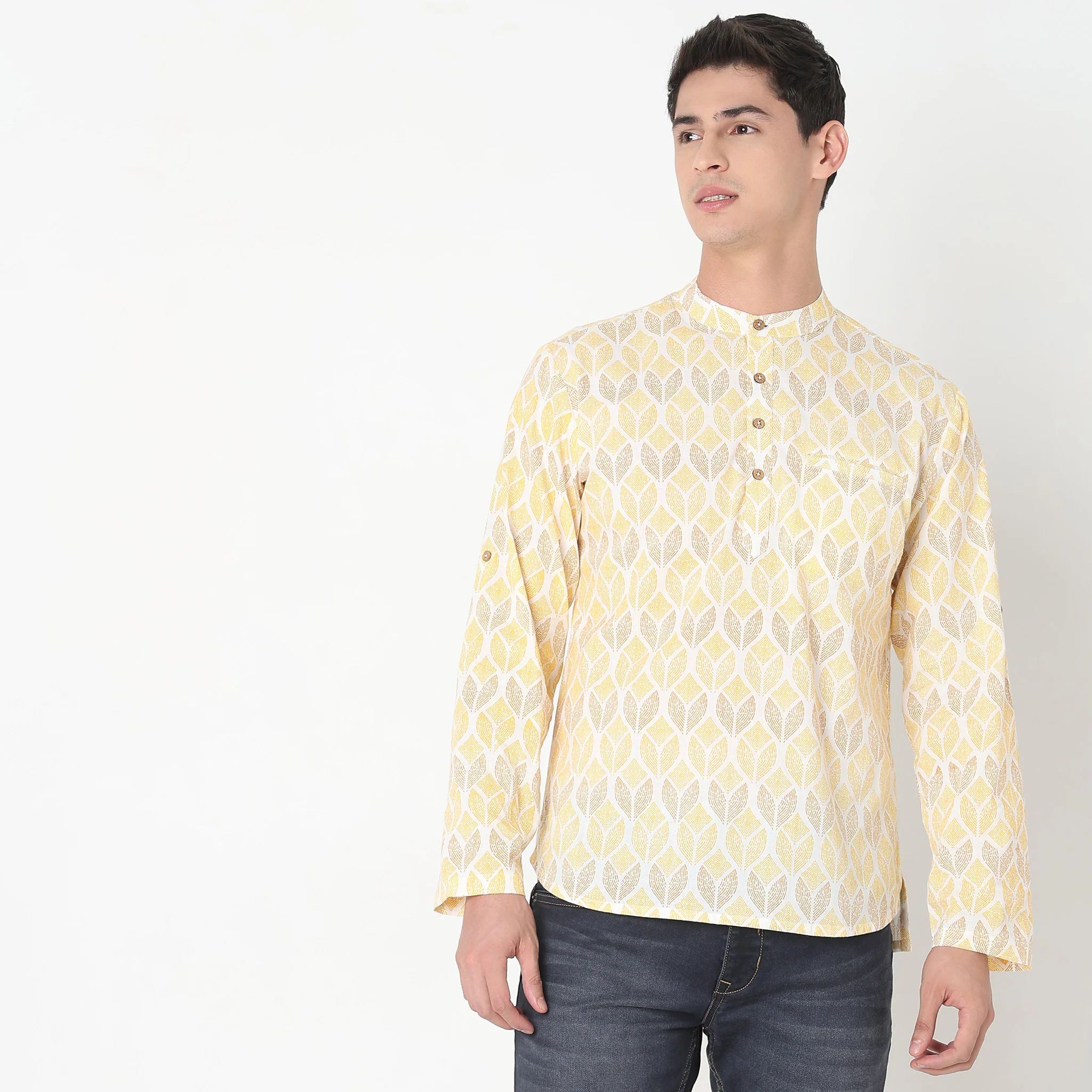 Regular Fit Printed Kurta - Image 2