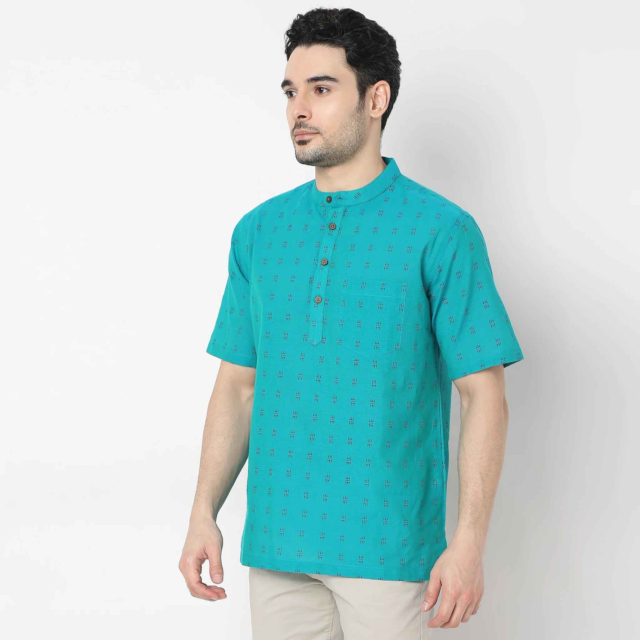Regular Fit Printed Kurta - Image 10