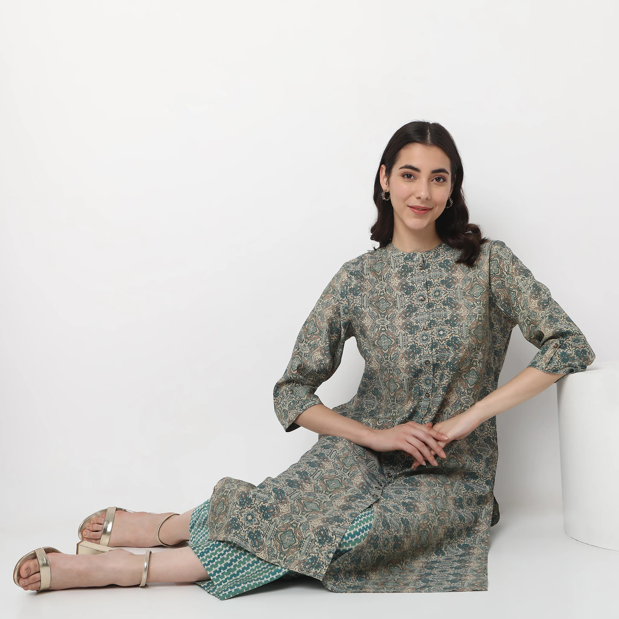 Regular Fit Printed Kurta With Pant Set