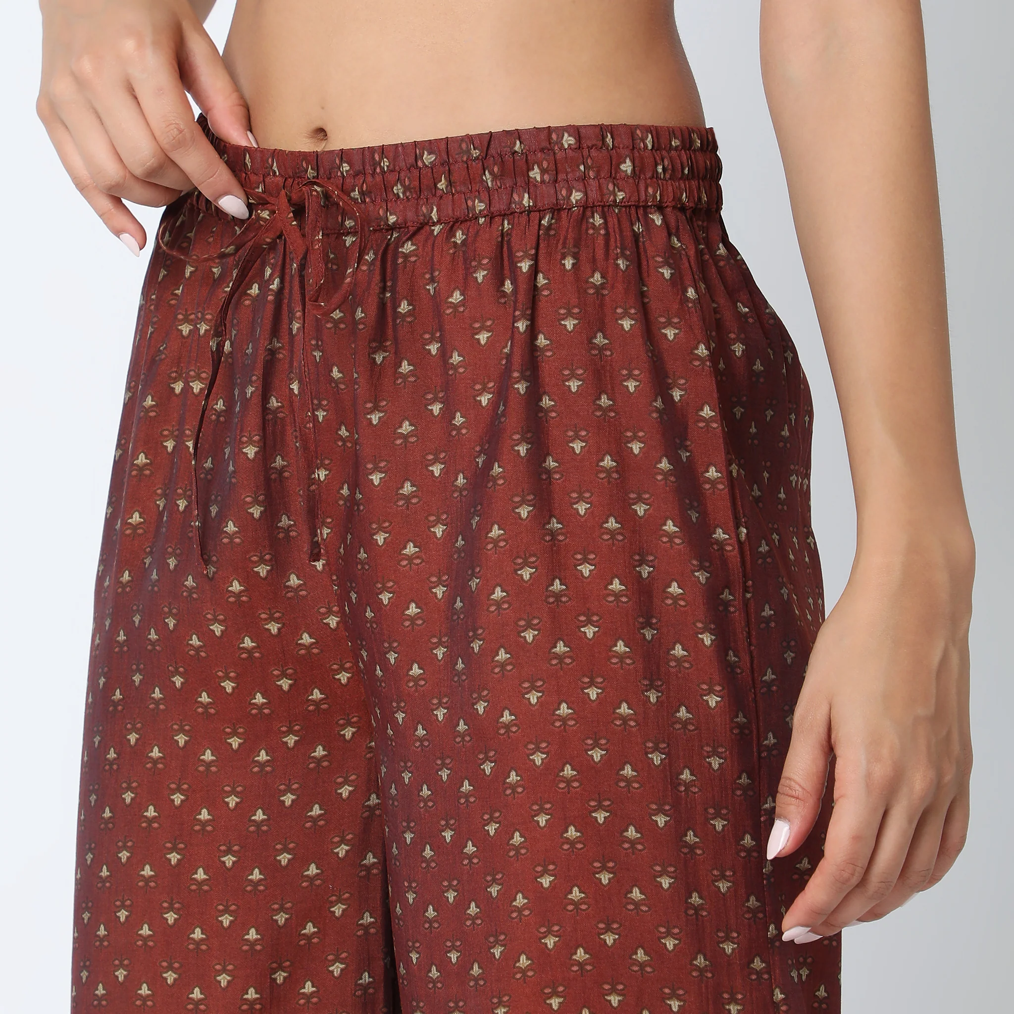 Regular Fit Printed Kurta With Pant Set - Image 7