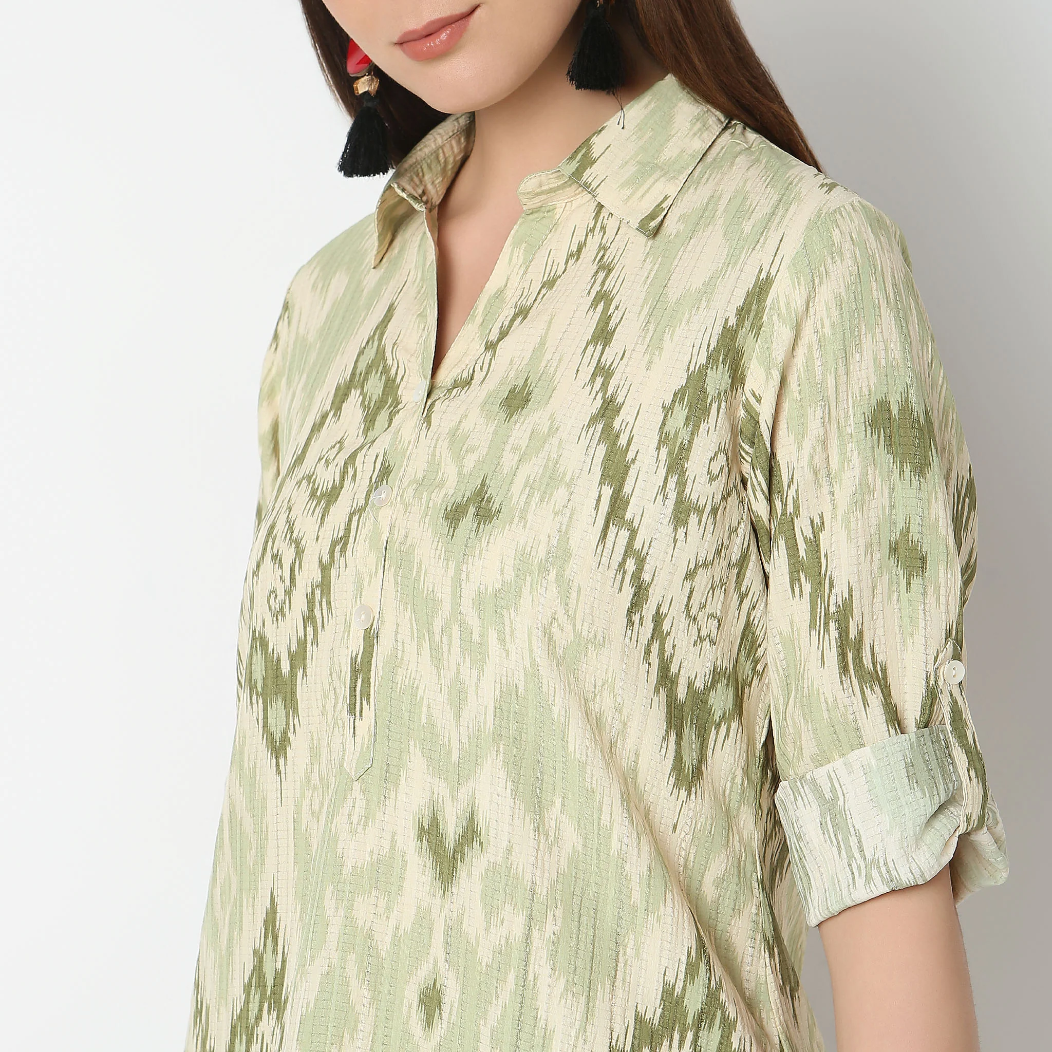 Regular Fit Printed Kurta With Pant Set - Image 4
