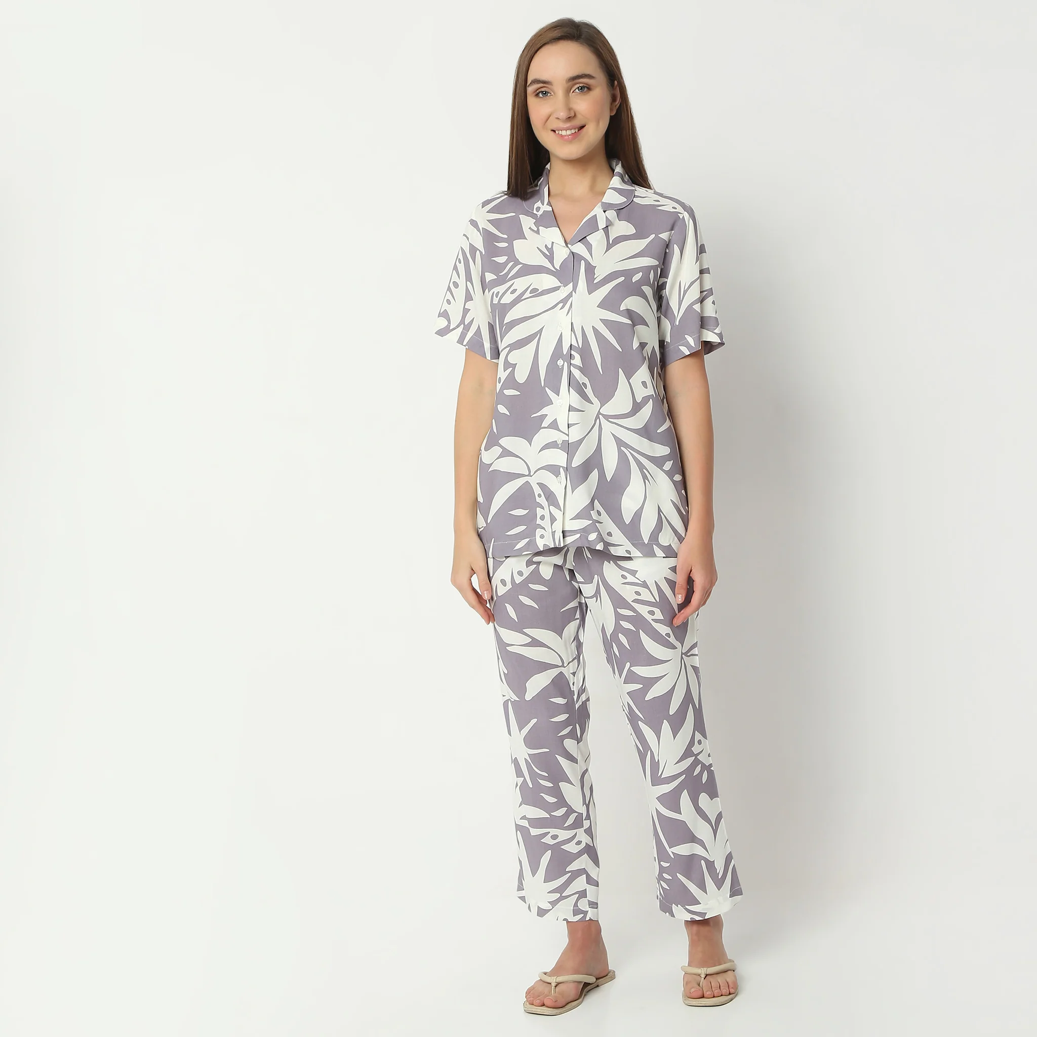 Printed Full Length Lapel Collar Short Sleeve Shirt With Pyjama Sleepwear Set - Image 2