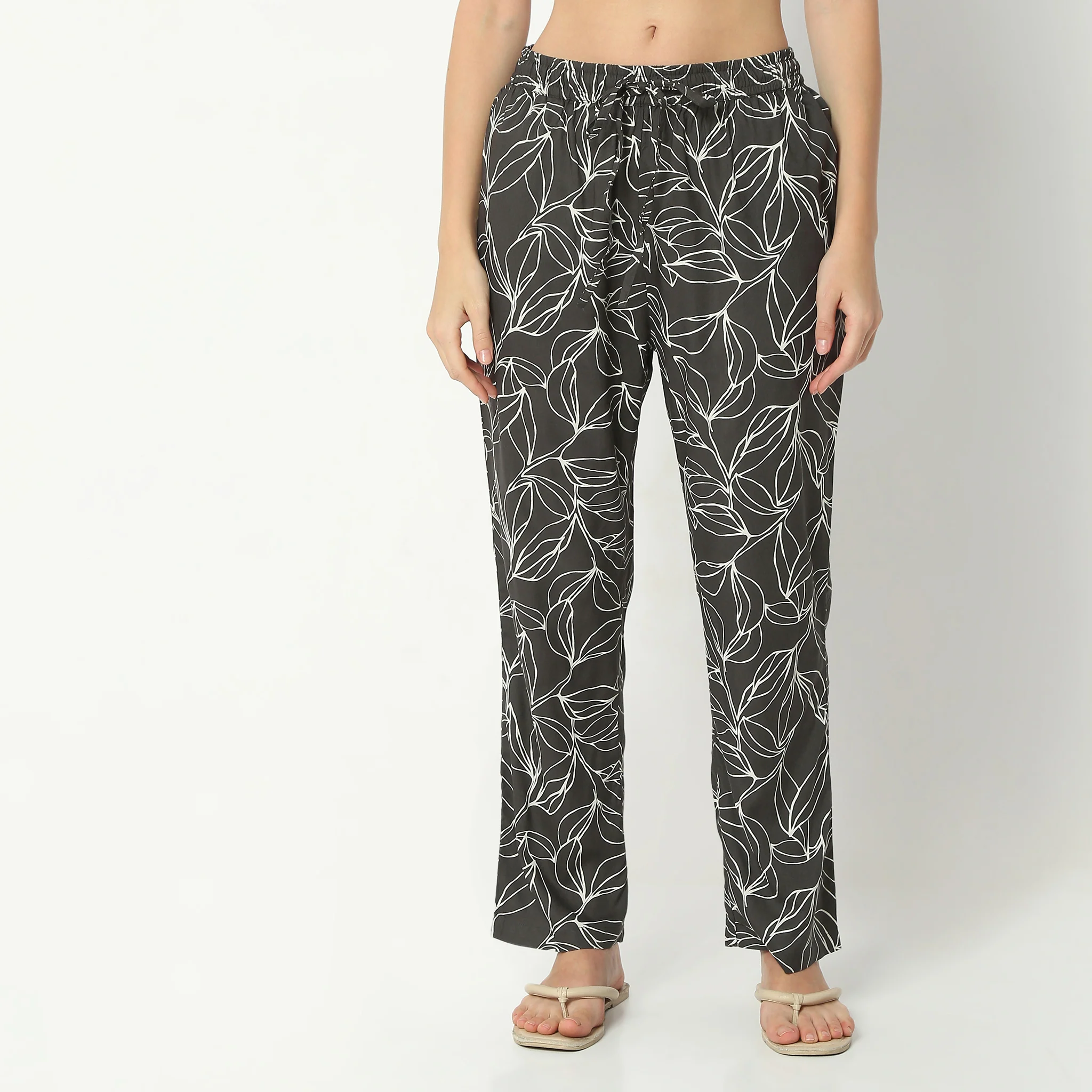 Printed Lapel Collar Short Sleeve Shirt With Pyjama Sleepwear Set - Image 6