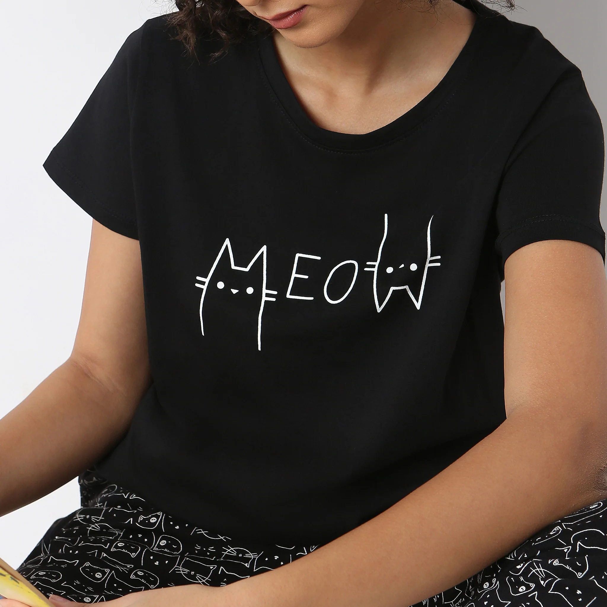 Knitted Printed Lounge T-Shirt - Image 4
