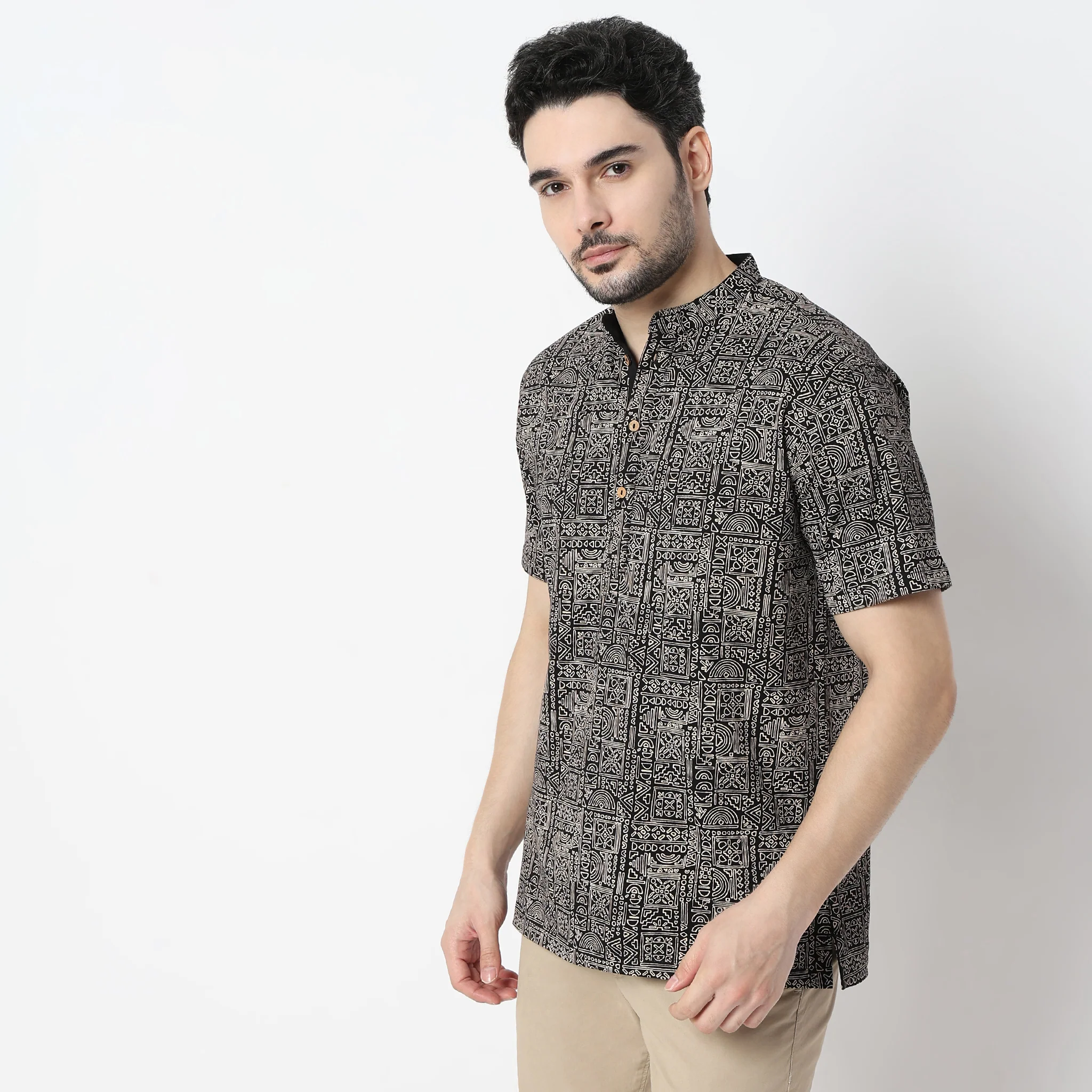 Printed Half Sleeve Mandarin Collar Knit Short Kurta - Image 5
