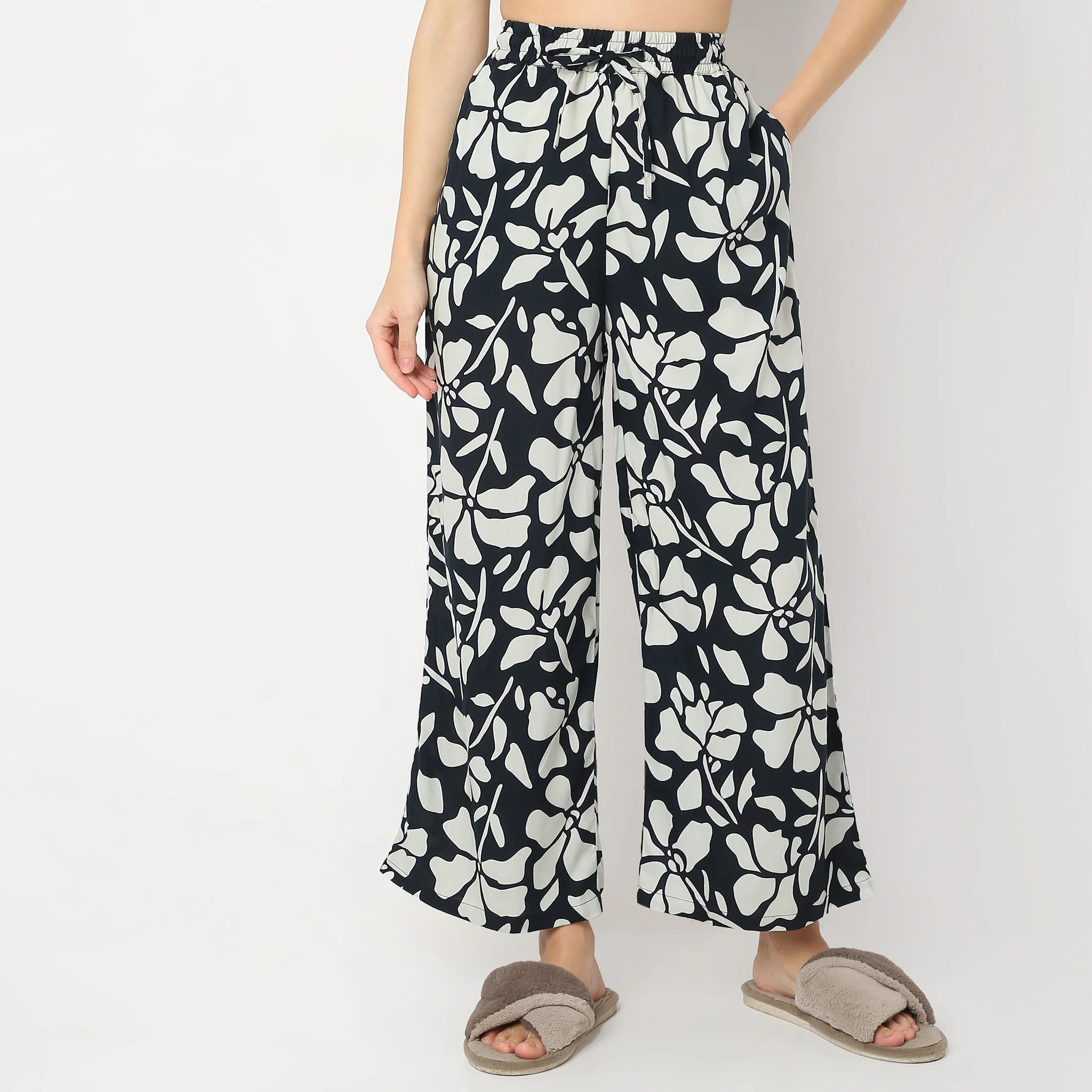 Printed Ankle Length Mid Rise Lounge Palazzos - Image 2