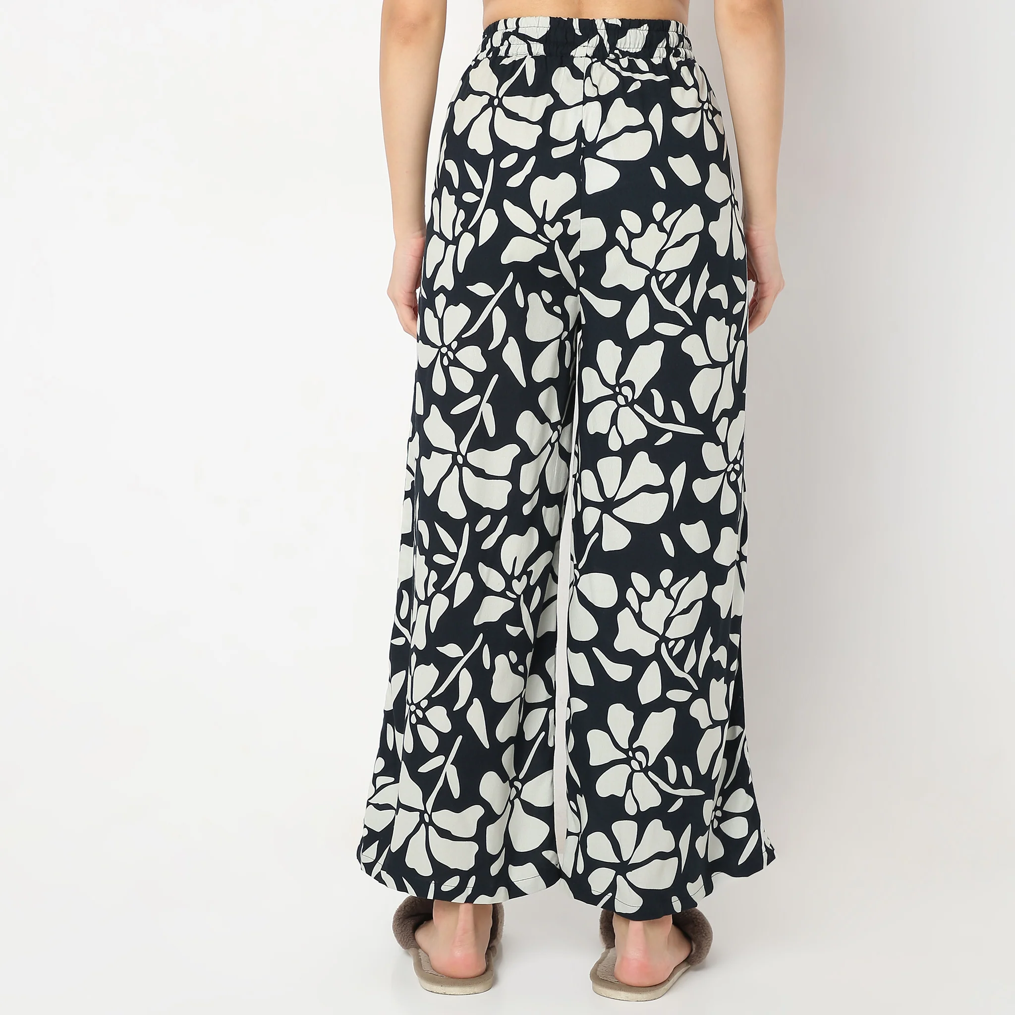 Printed Ankle Length Mid Rise Lounge Palazzos - Image 3