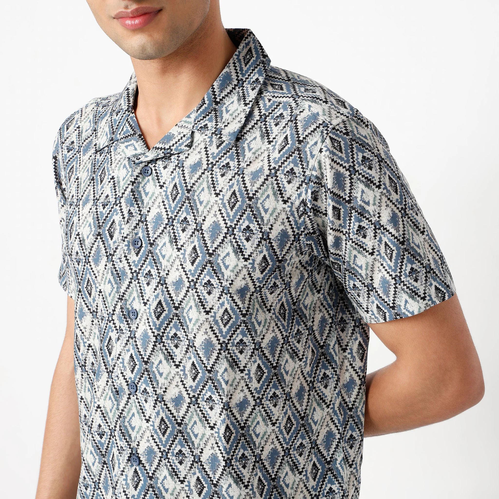 Printed Camp Collar Retreat Half Sleeve Shirt - Image 10