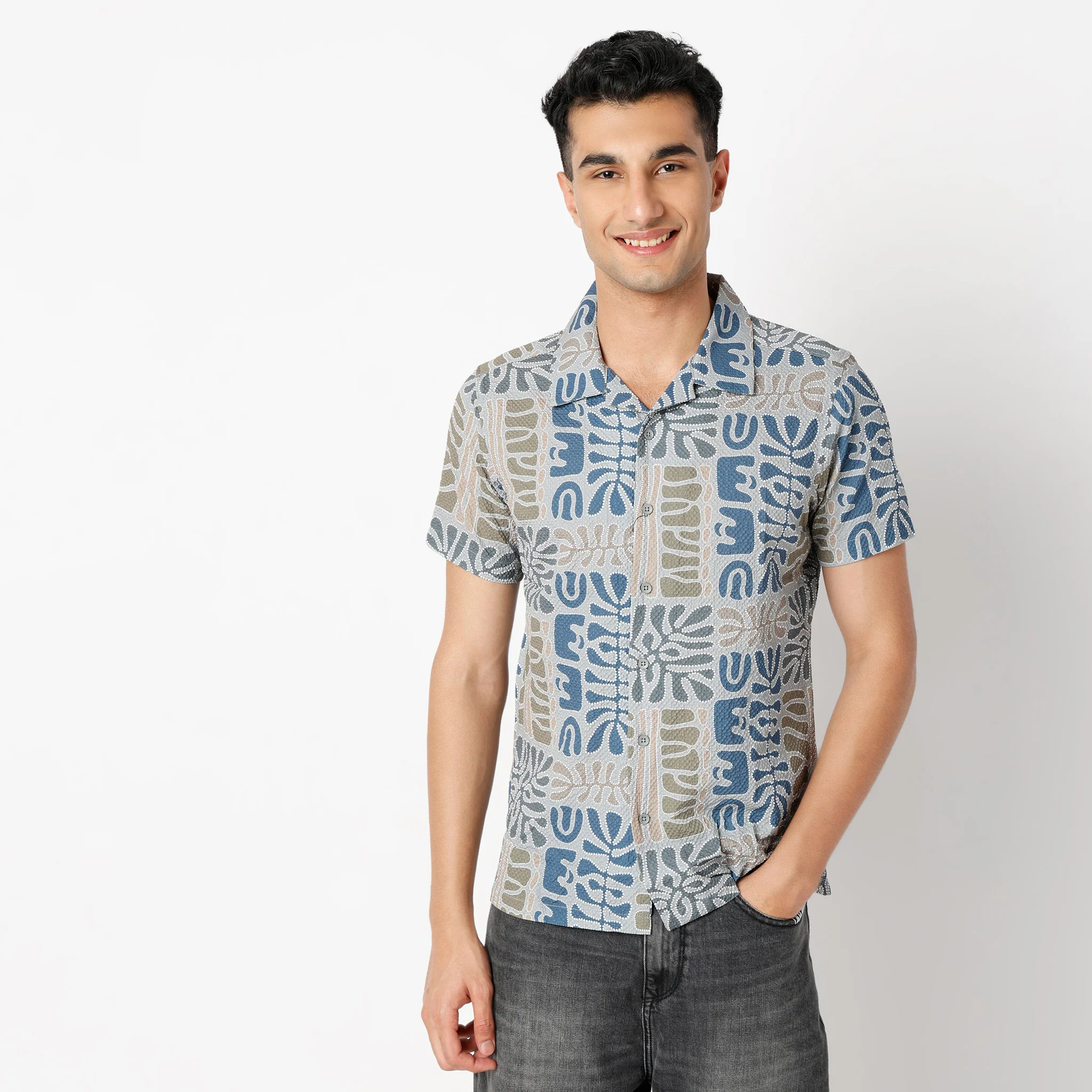 RetreatįµĖ£ Printed Camp Collar Half Sleeve Shirt - Image 2