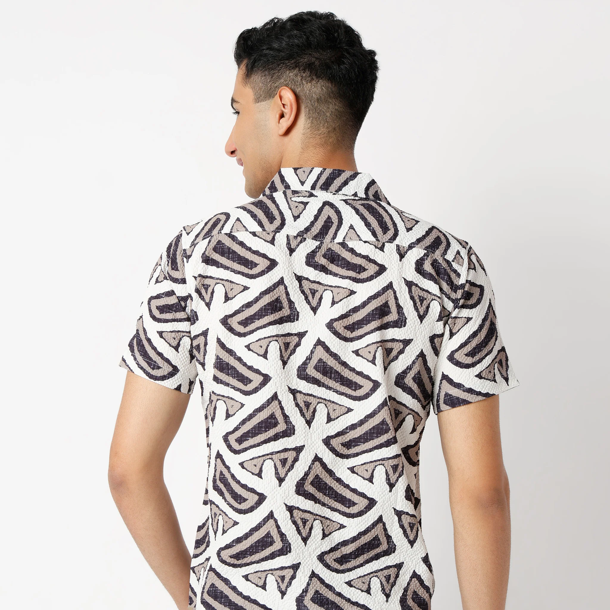 RetreatįµĖ£ Printed Camp Collar Half Sleeve Shirt - Image 8
