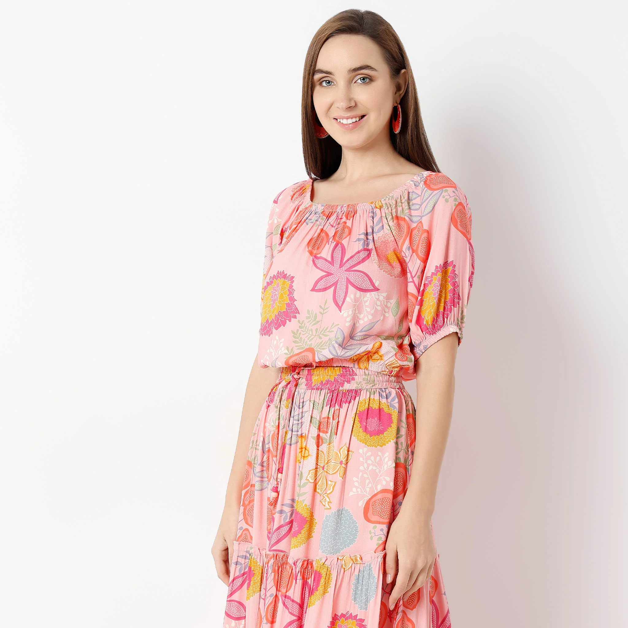Off Shoulder Elbow Sleeve Printed Crop Top - Image 5