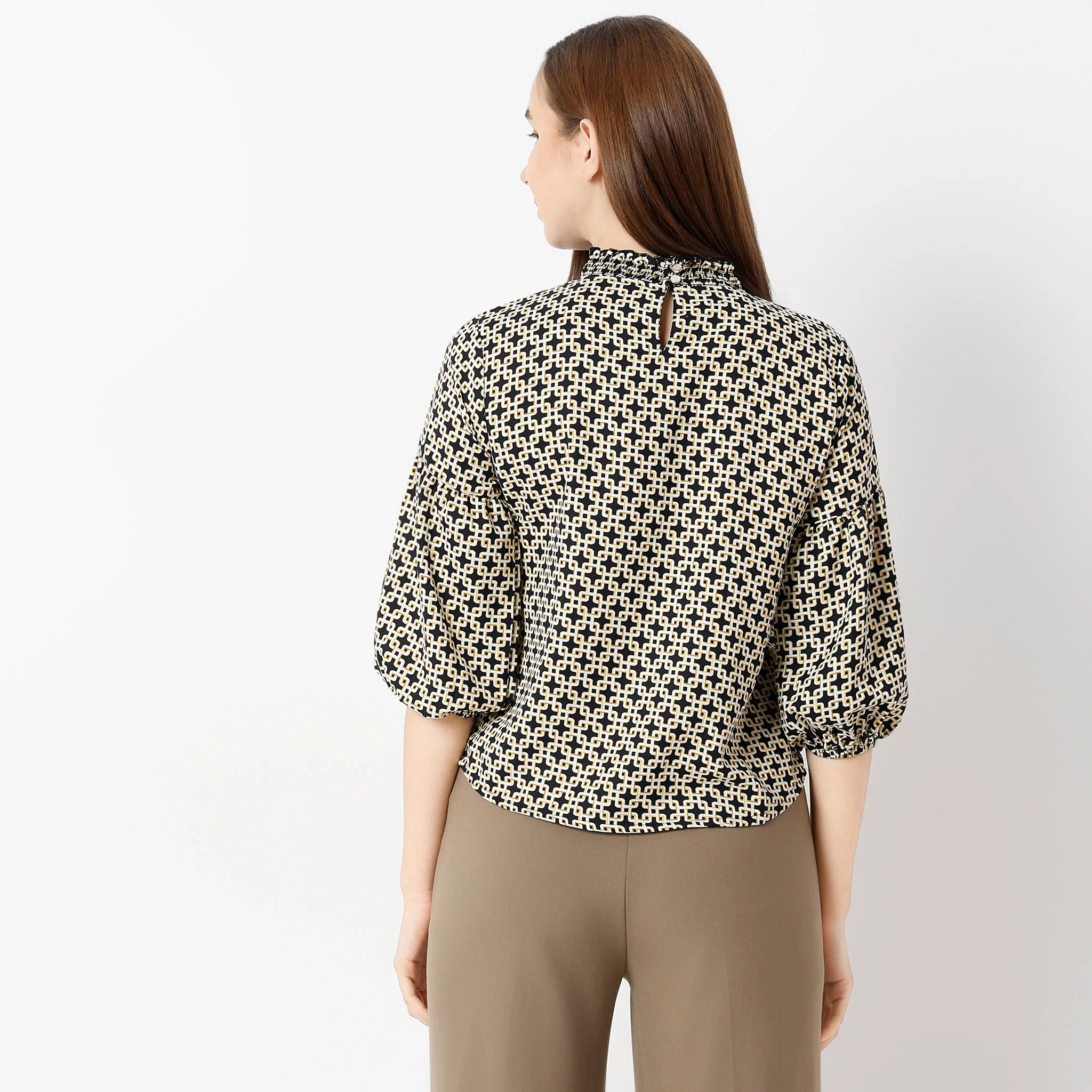 Round Neck Three-Fourth Flared Sleeve Printed Top - Image 3