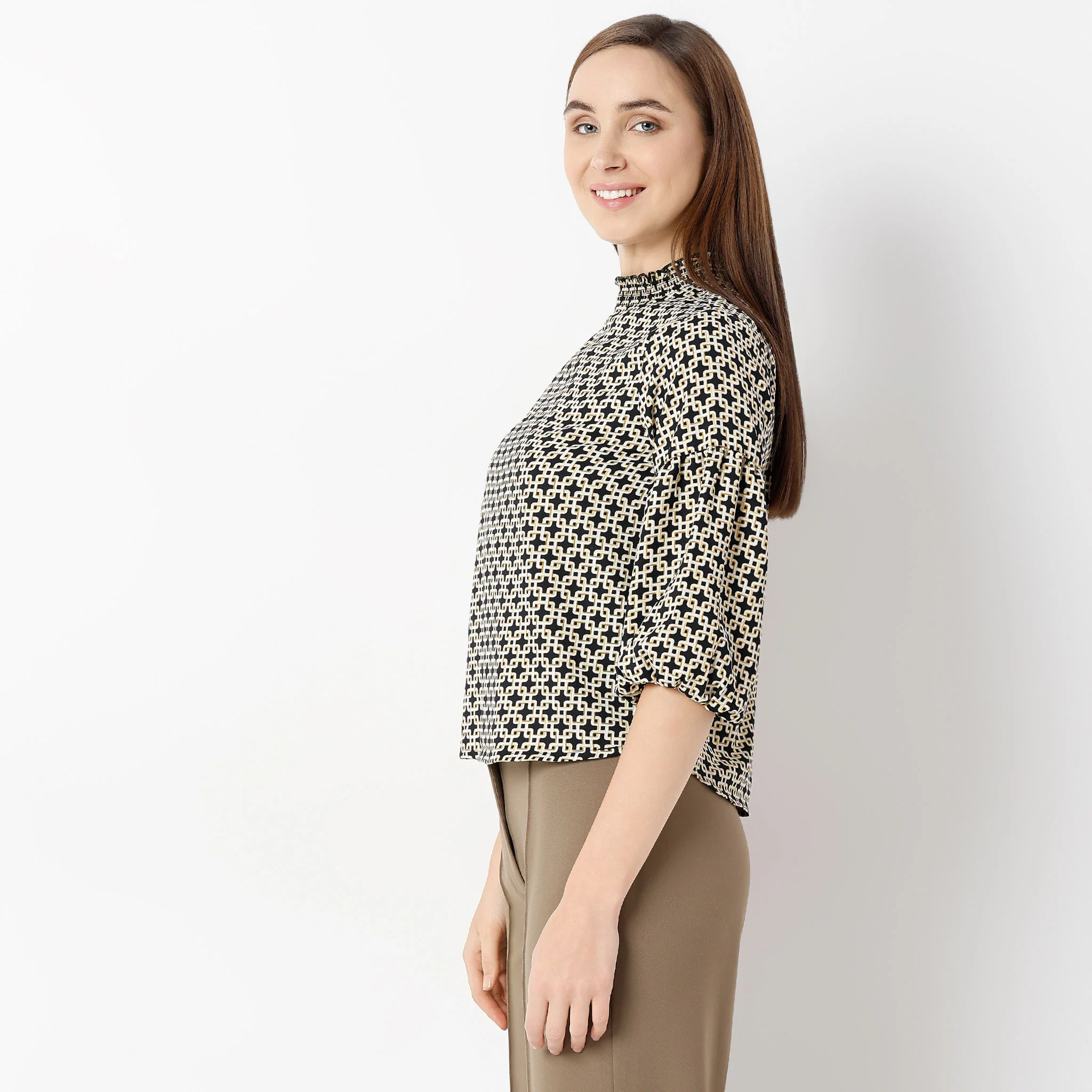 Round Neck Three-Fourth Flared Sleeve Printed Top - Image 5