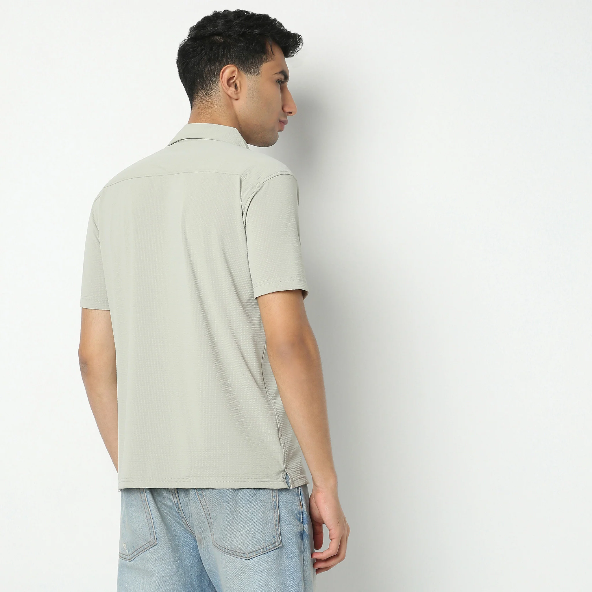 Camp Collar Half Sleeve Printed Bea Shirt - Image 3