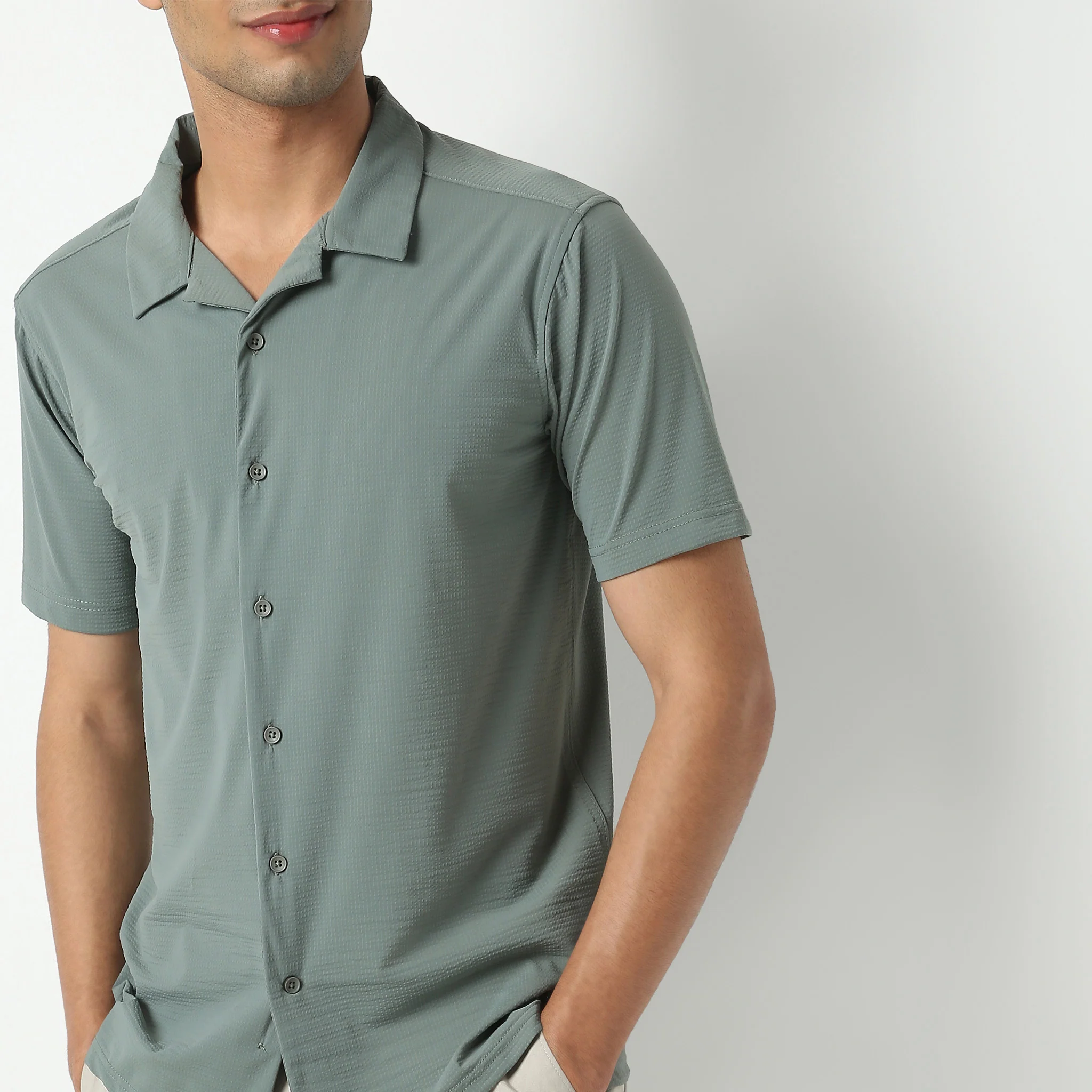 Camp Collar Half Sleeve Printed Bea Shirt - Image 9