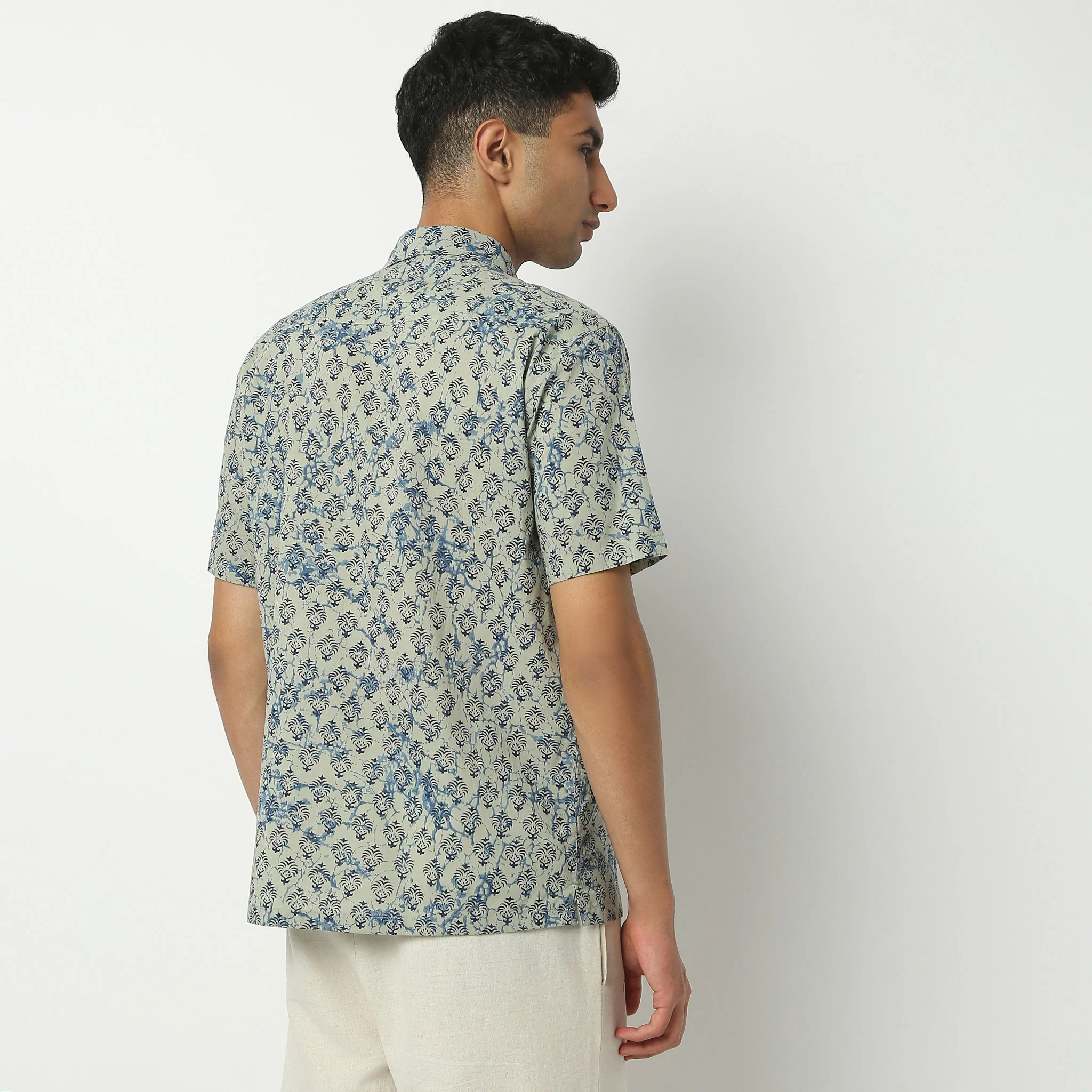 Shirt Collar Half Sleeve Short Length Block Print Shirt - Image 3