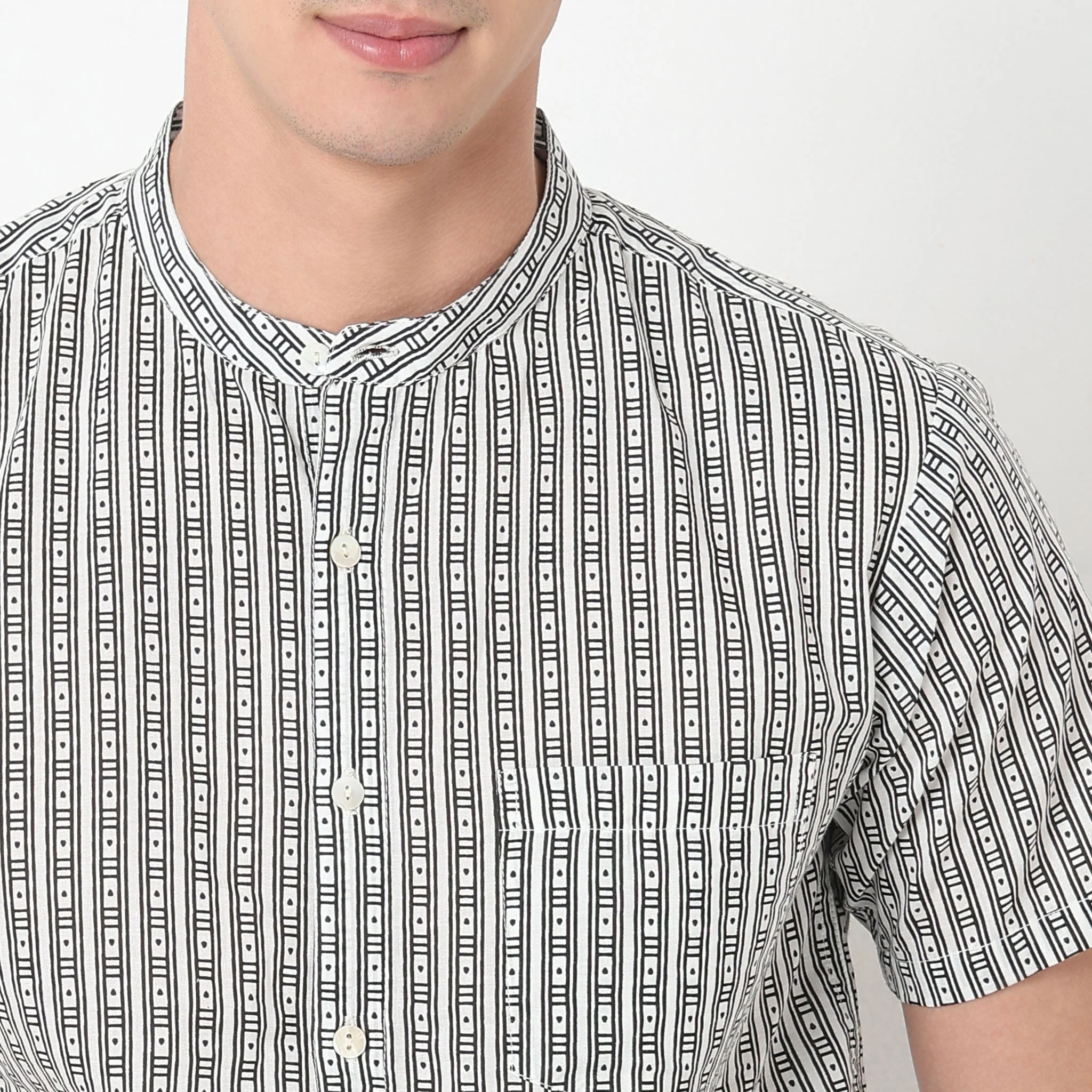 Regular Fit Printed Shirt - Image 4